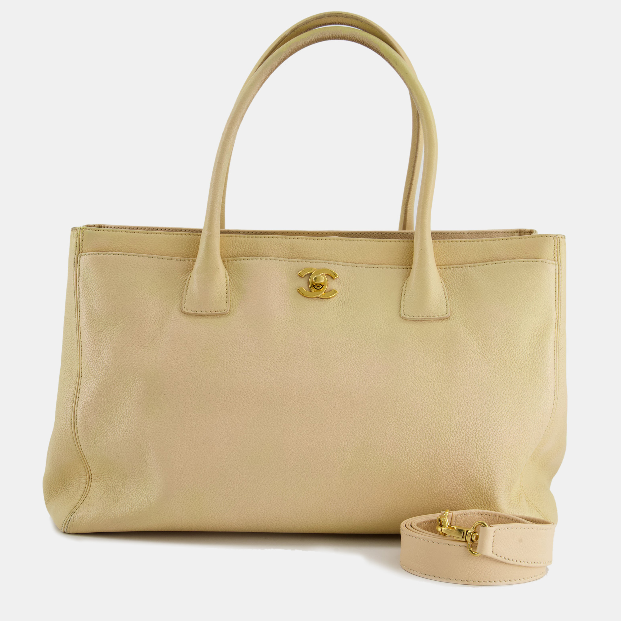 Chanel vintage beige executive tote bag in leather with 24k gold hardware