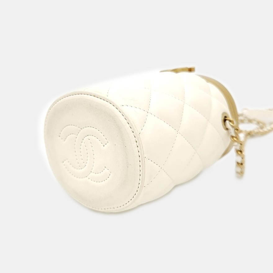 Chanel Lambskin Chain Crossbody Bag AS2640