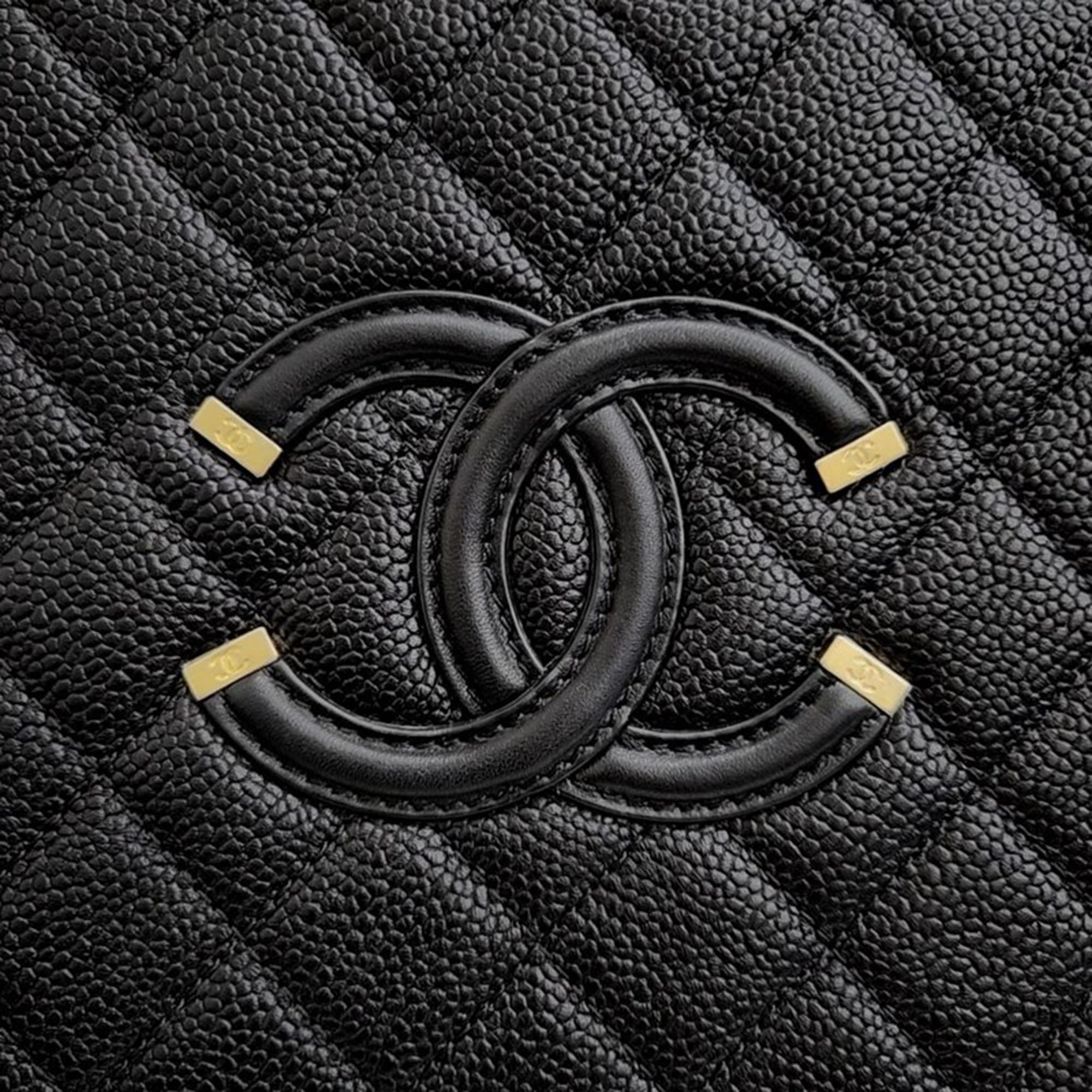 Chanel Caviar Cosmetic Tote And Shoulder Bag A93343