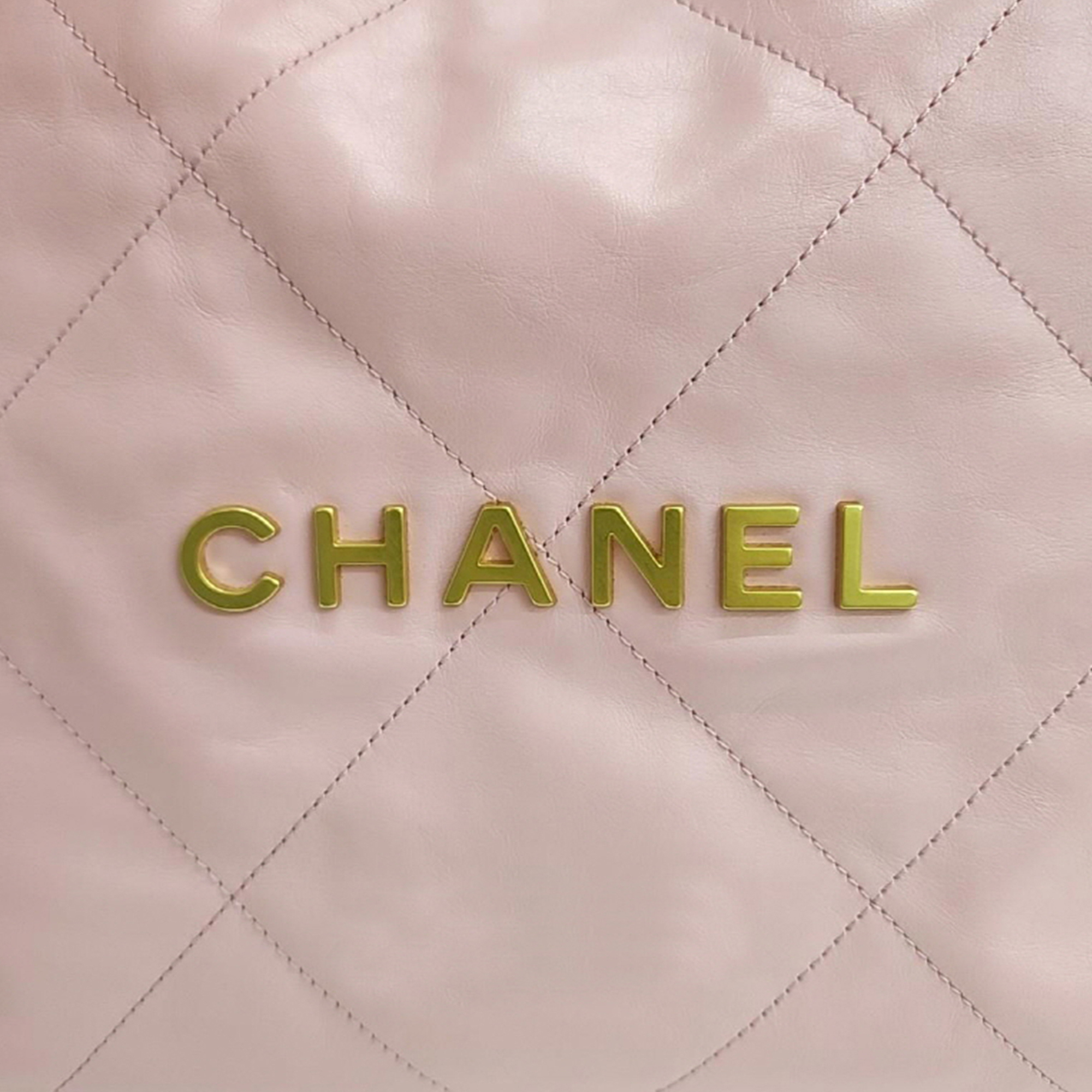 Chanel 22 Bag Small