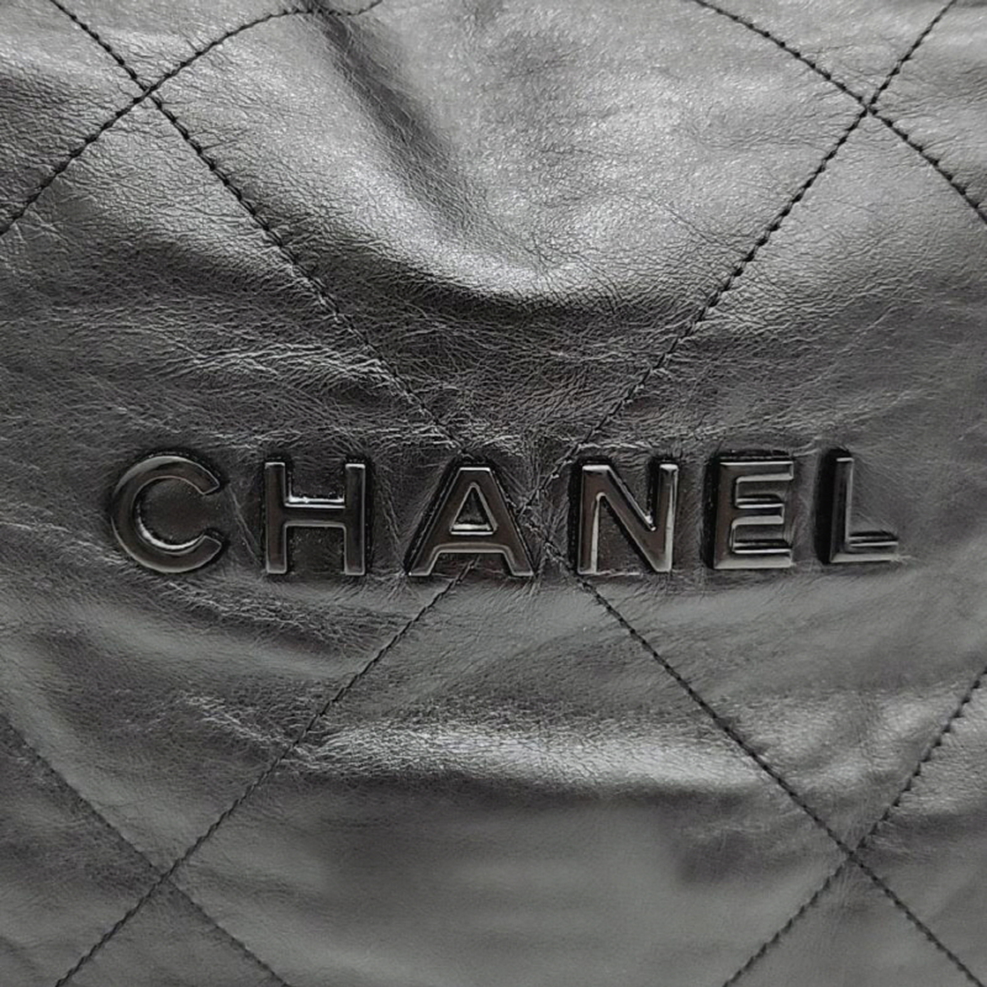Chanel 22 Bag Medium