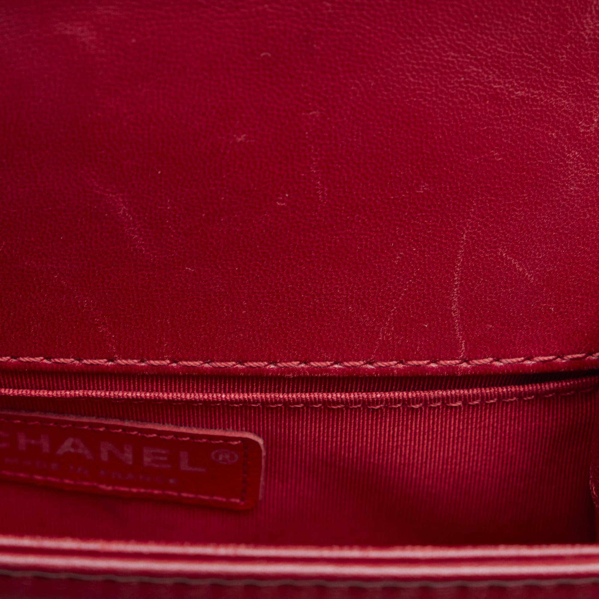 Chanel Black/Red Small Bicolor Boy
