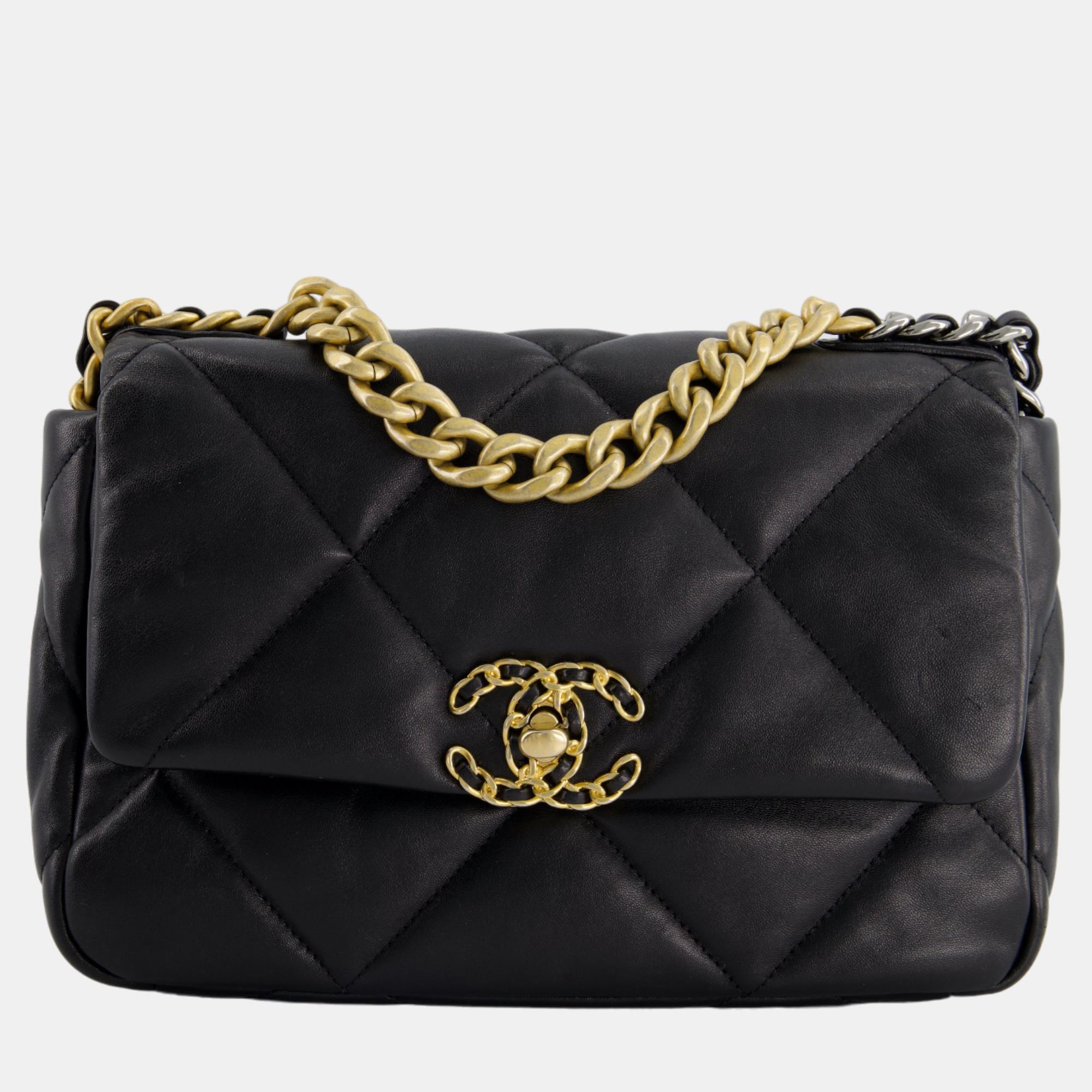 Chanel 19 Black Small Flap Bag In Goatskin Leather With Mixed Hardware