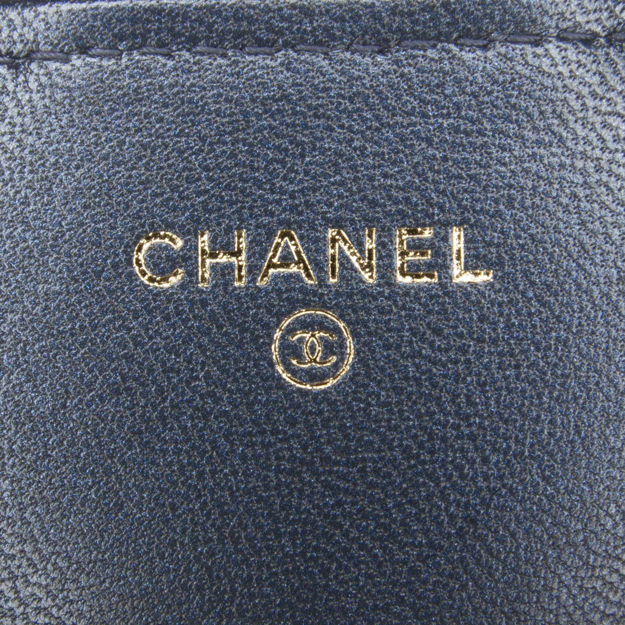 Chanel Navy Blue Chic Pearls Goatskin Wallet On Chain