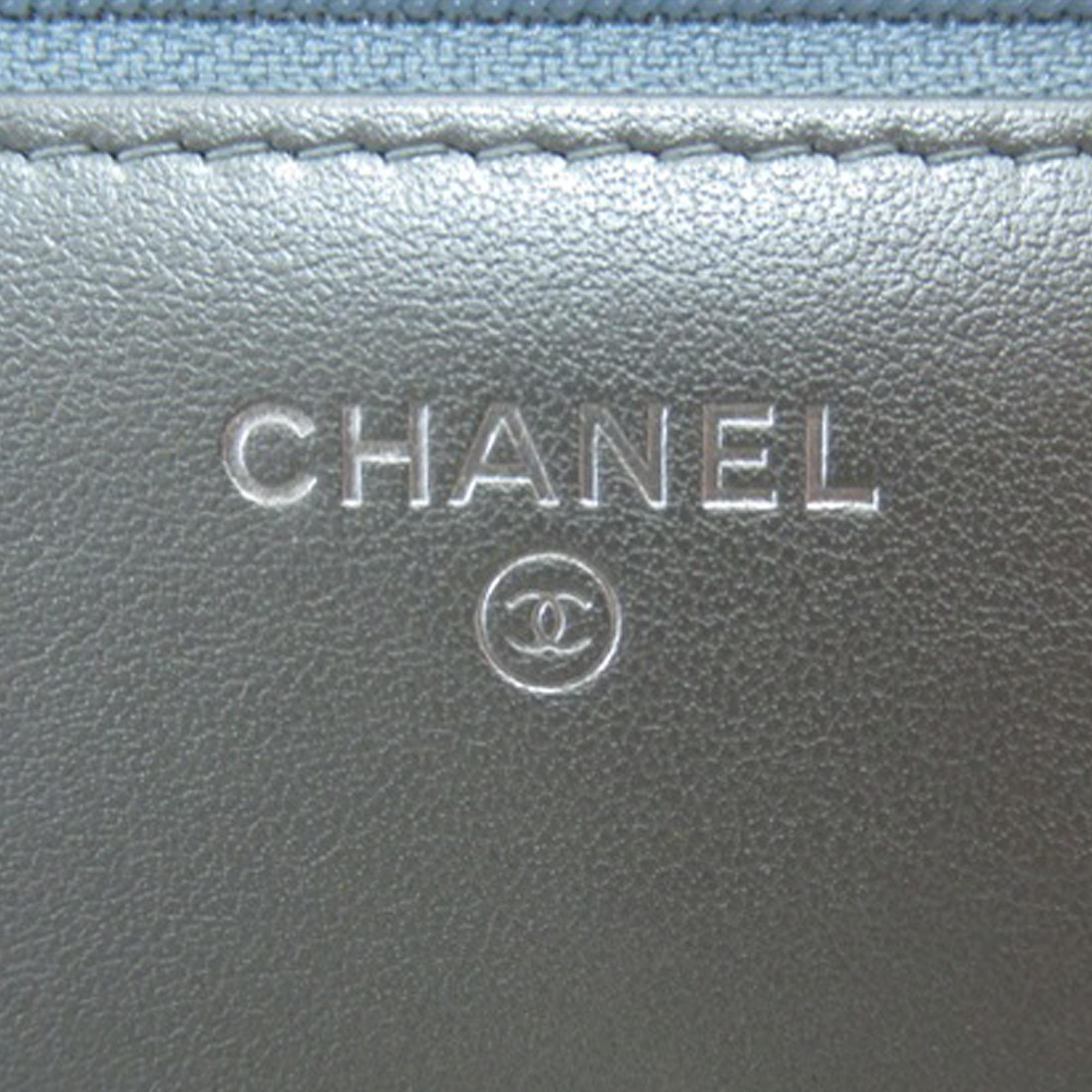 Chanel Silver Signe Wallet On Chain