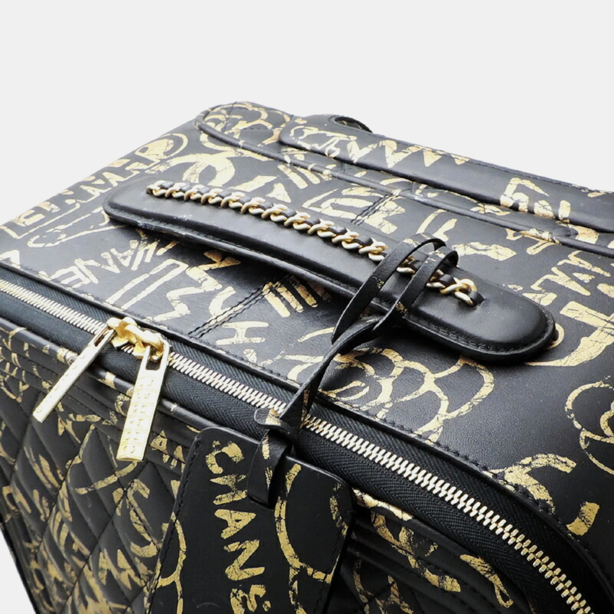 Chanel Paris-New York 2019 Graffiti Trolley