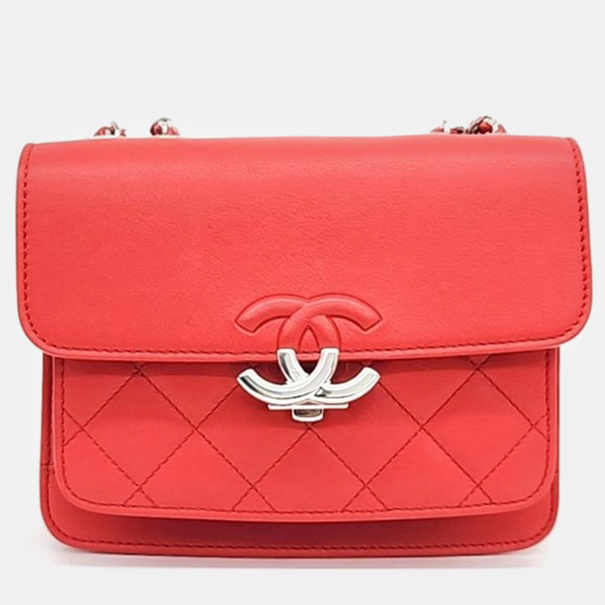 Chanel red leather chain shoulder bag
