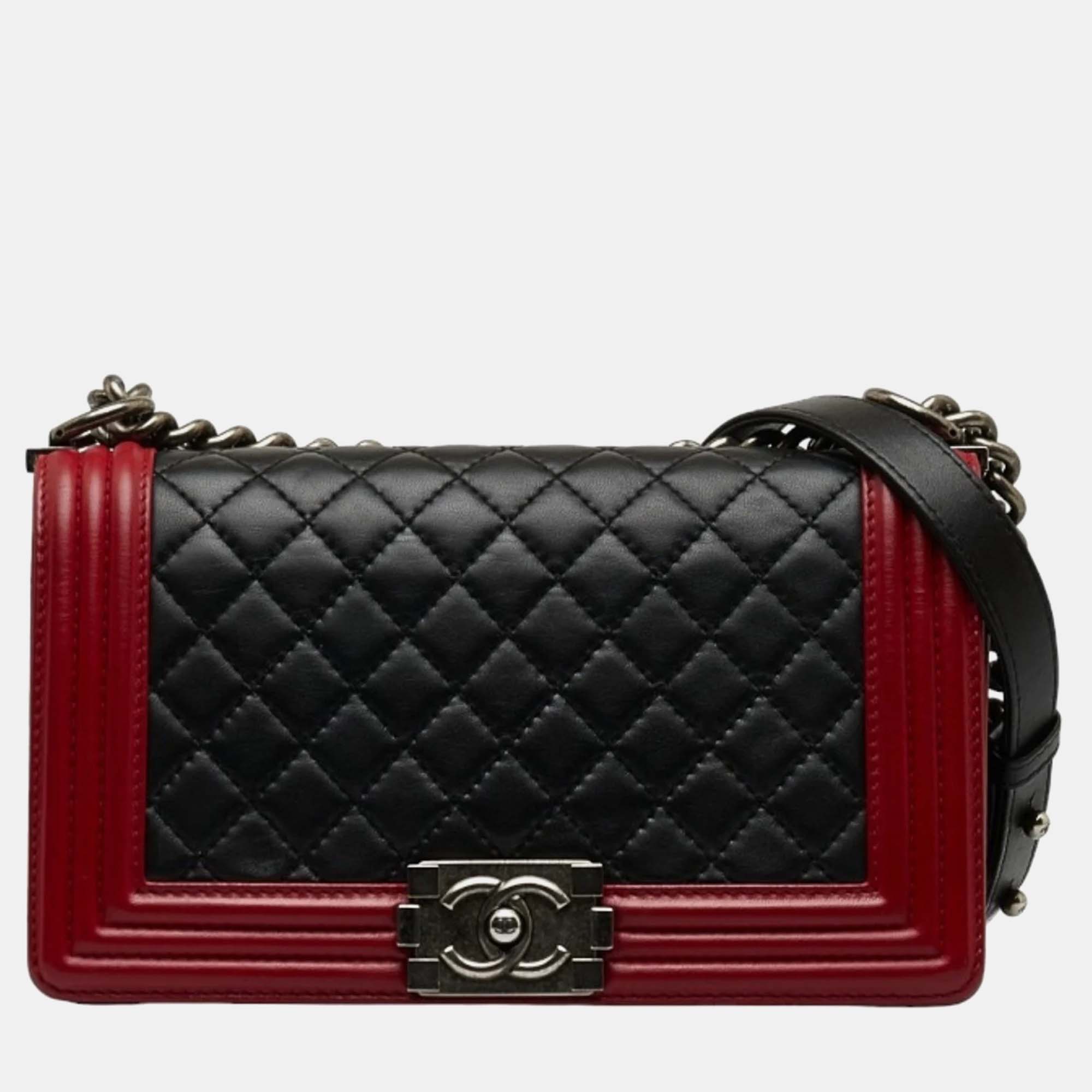 Chanel black/red caviar leather medium boy shoulder bags
