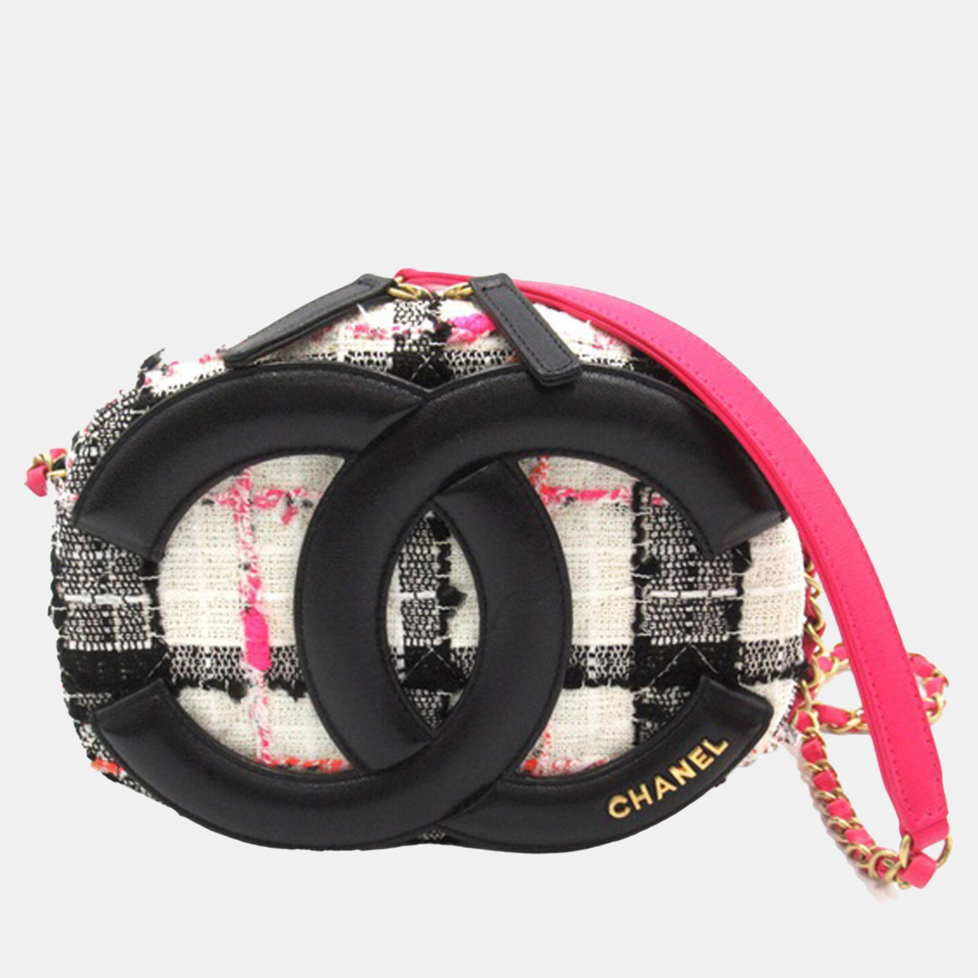 Chanel black/white cc tweed camera bag
