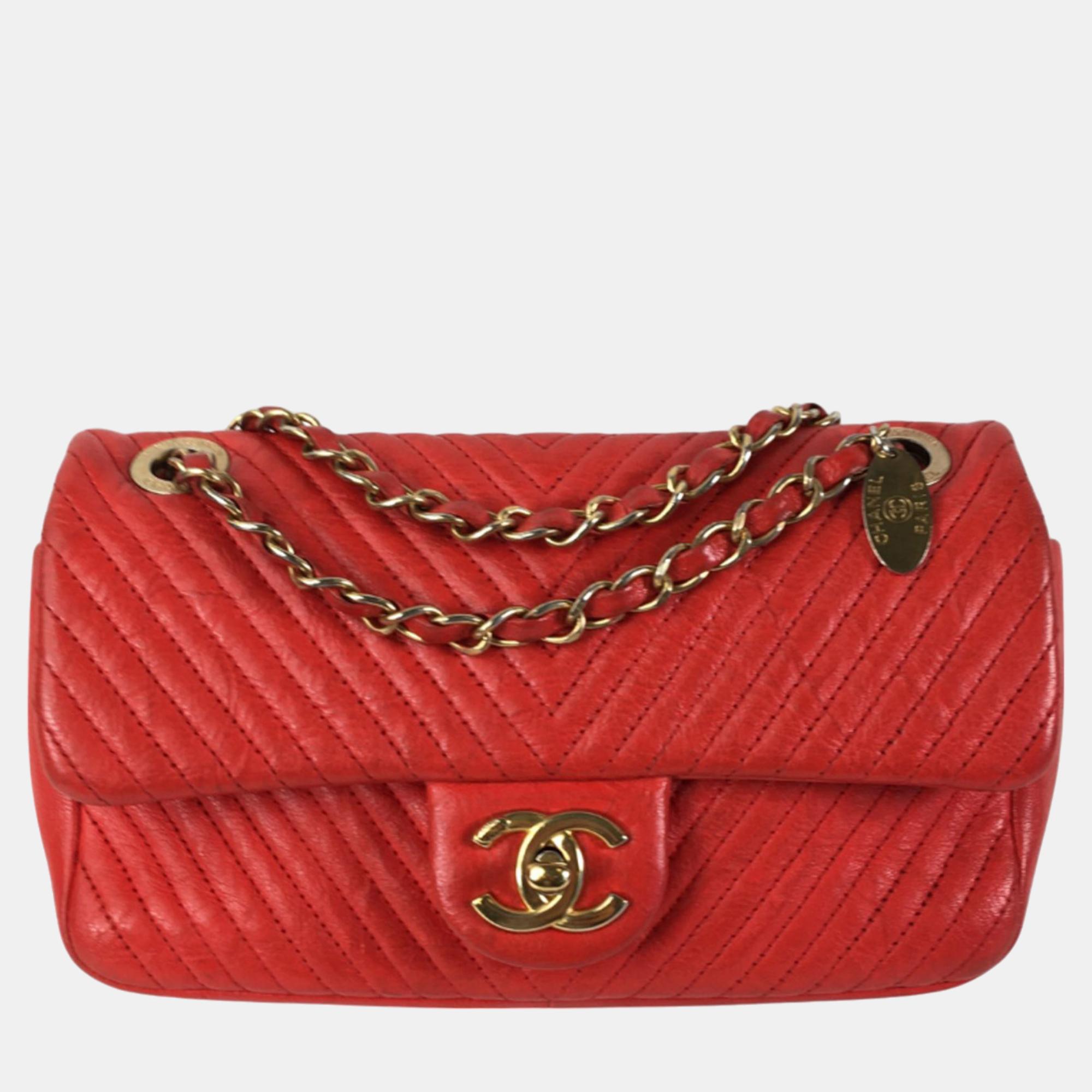 Chanel red medium wrinkled calfskin quilted chevron medallion charm surpique flap