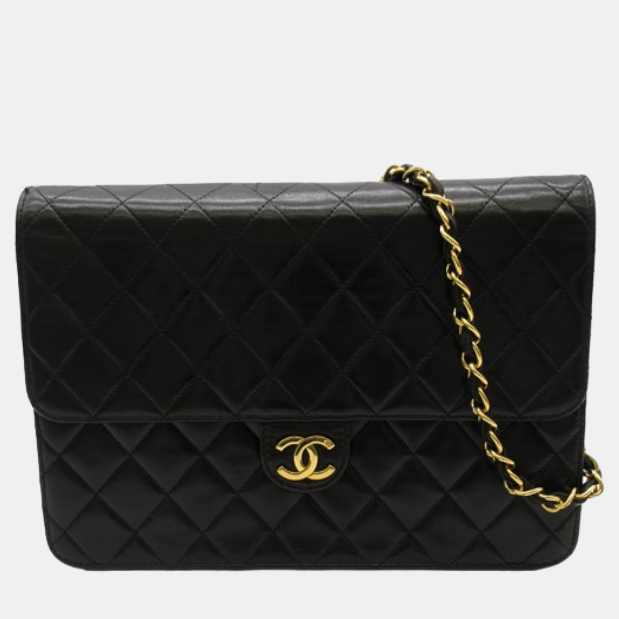 Chanel black leather classic jumbo single flap shoulder bags