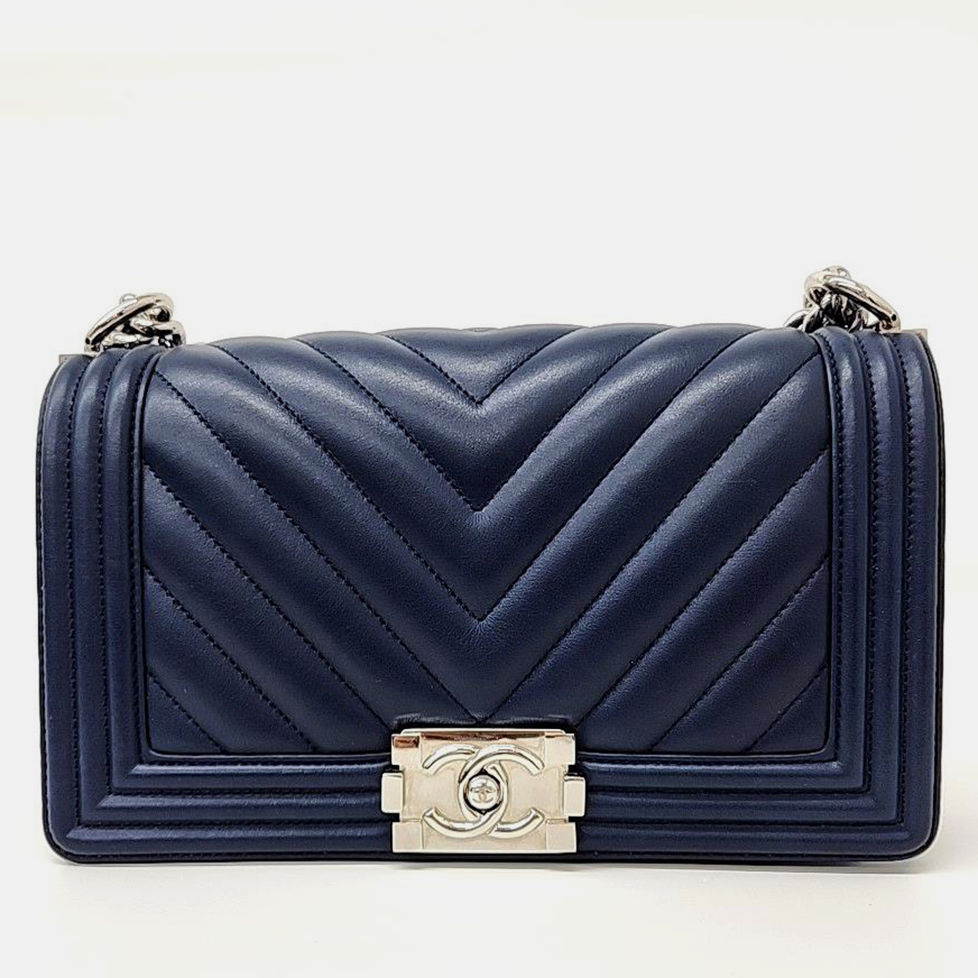 Chanel navy blue chevron leather medium boy bag