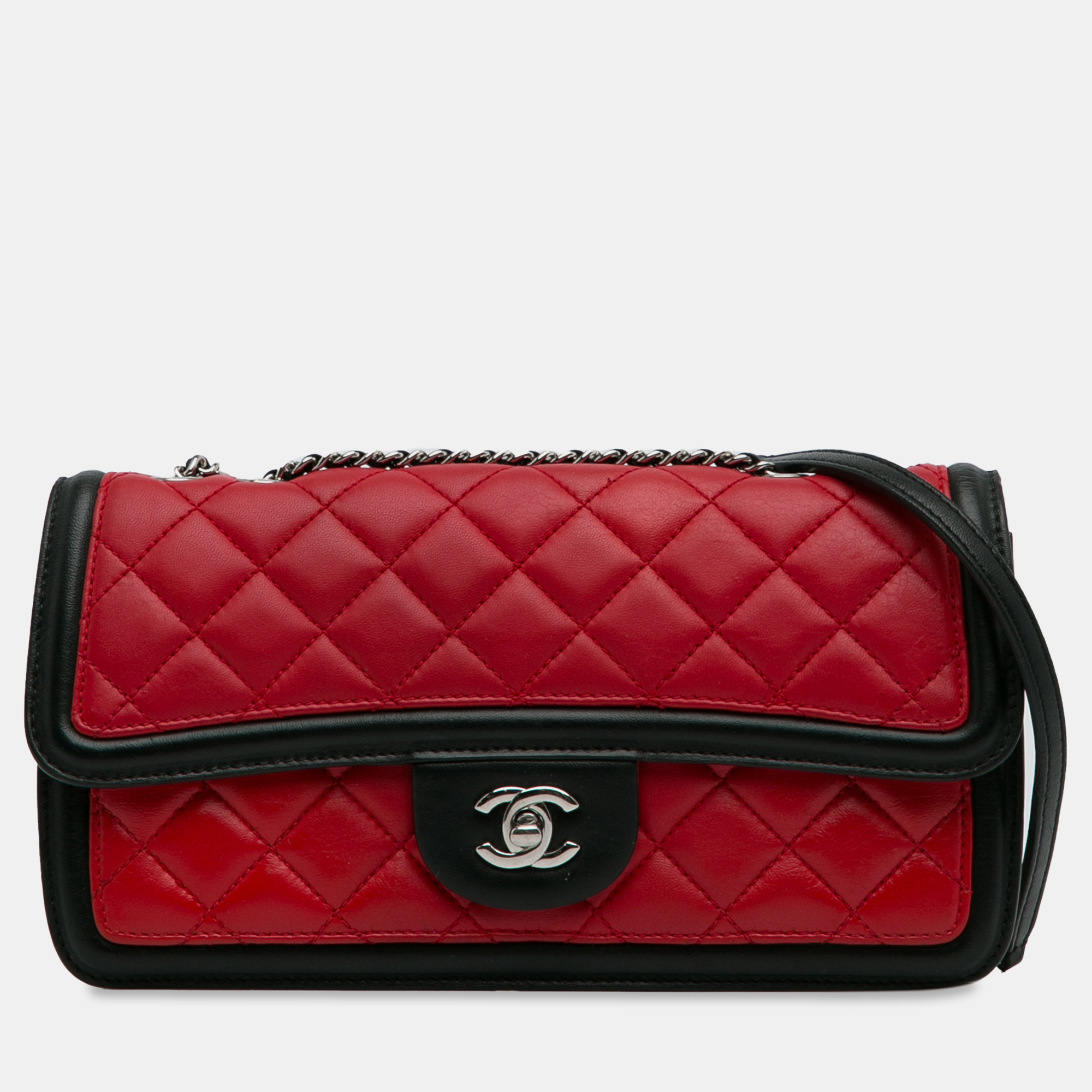 Chanel medium graphic flap handbag