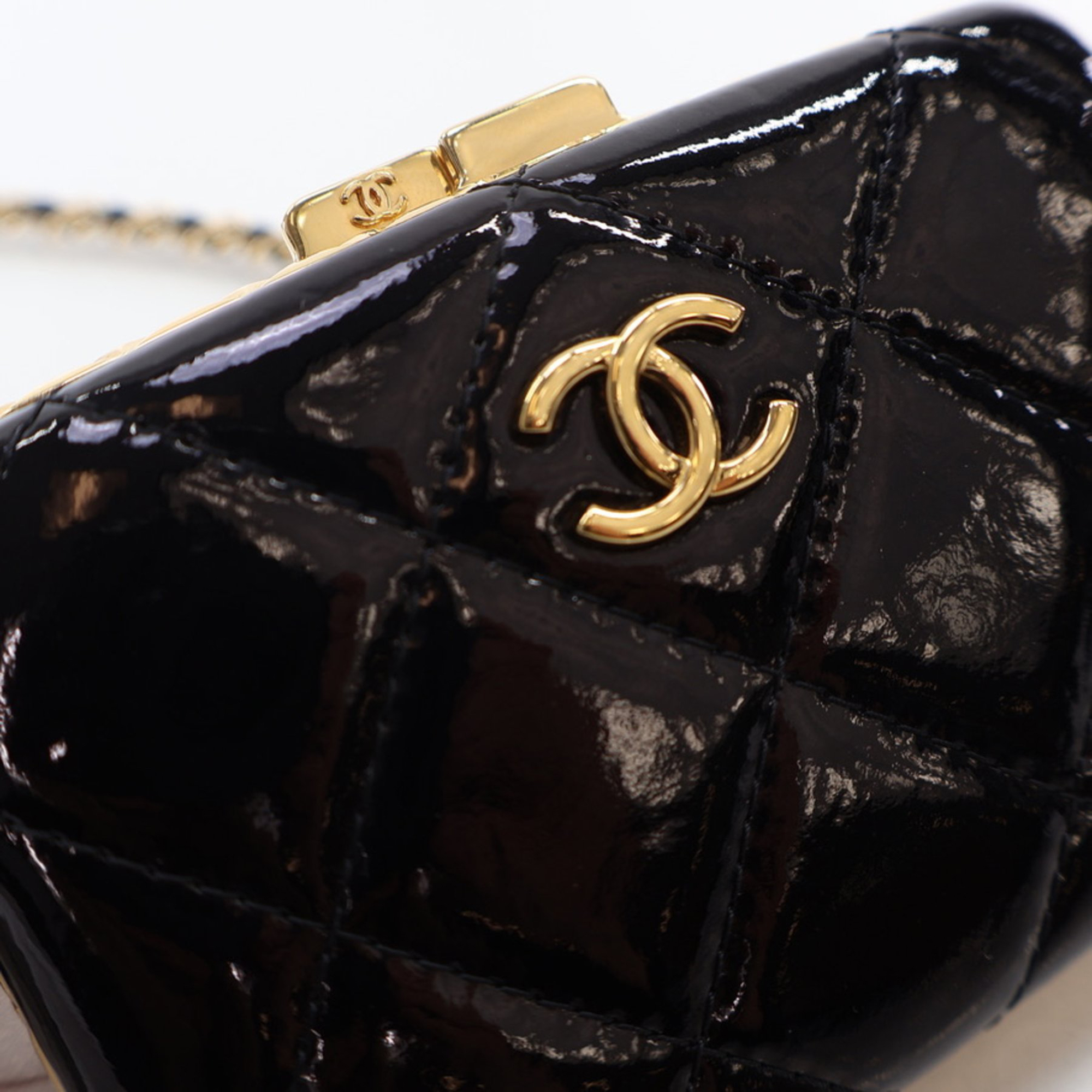 Chanel Black Patent Vanity Carholder