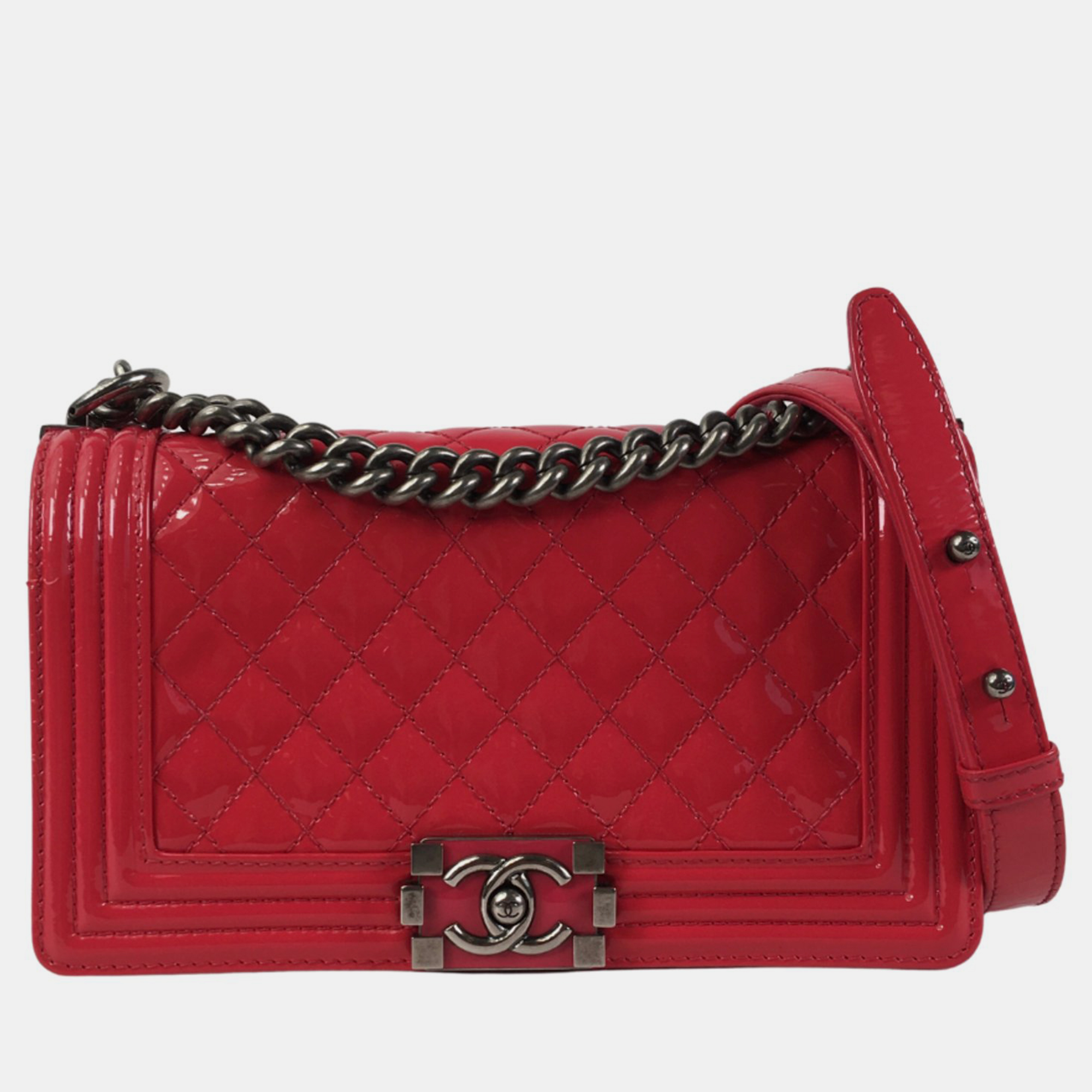 Chanel pink patent leather medium boy bag