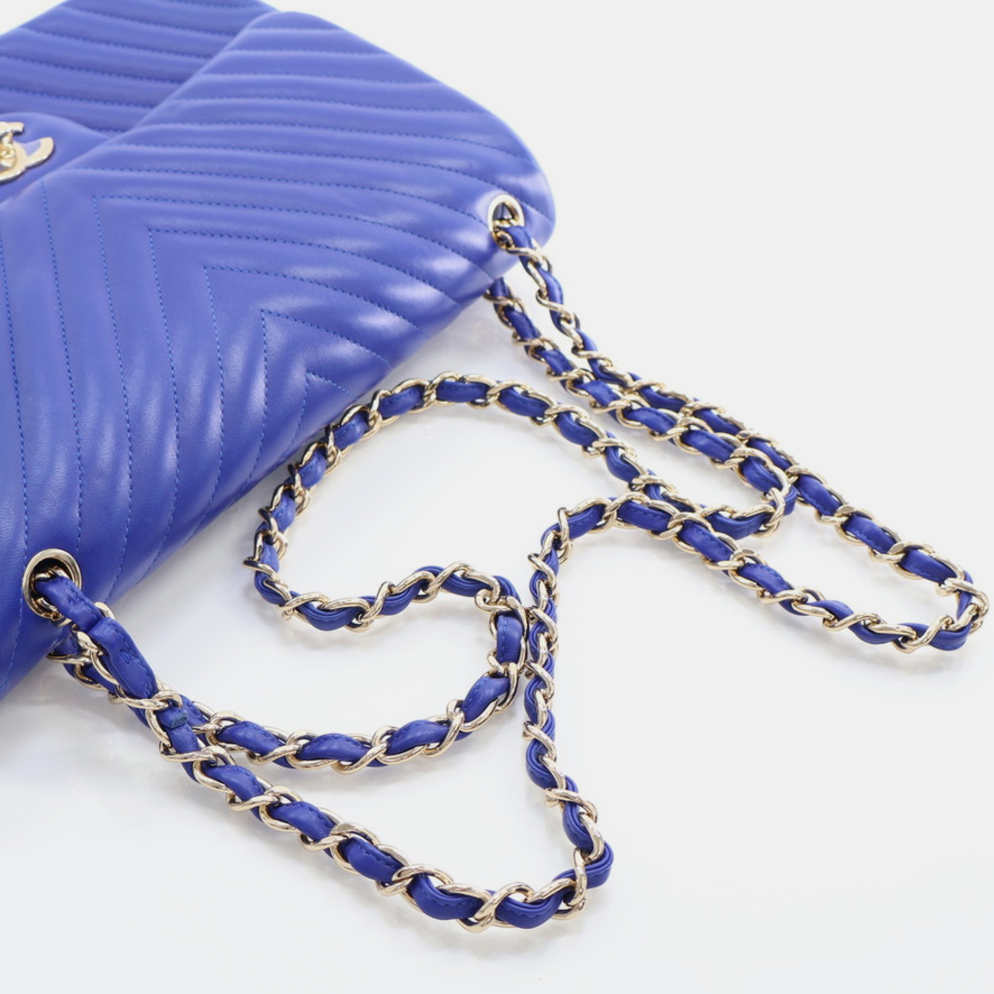 Chanel Blue Chevron Lambskin Medium Classic Double Flap Bag