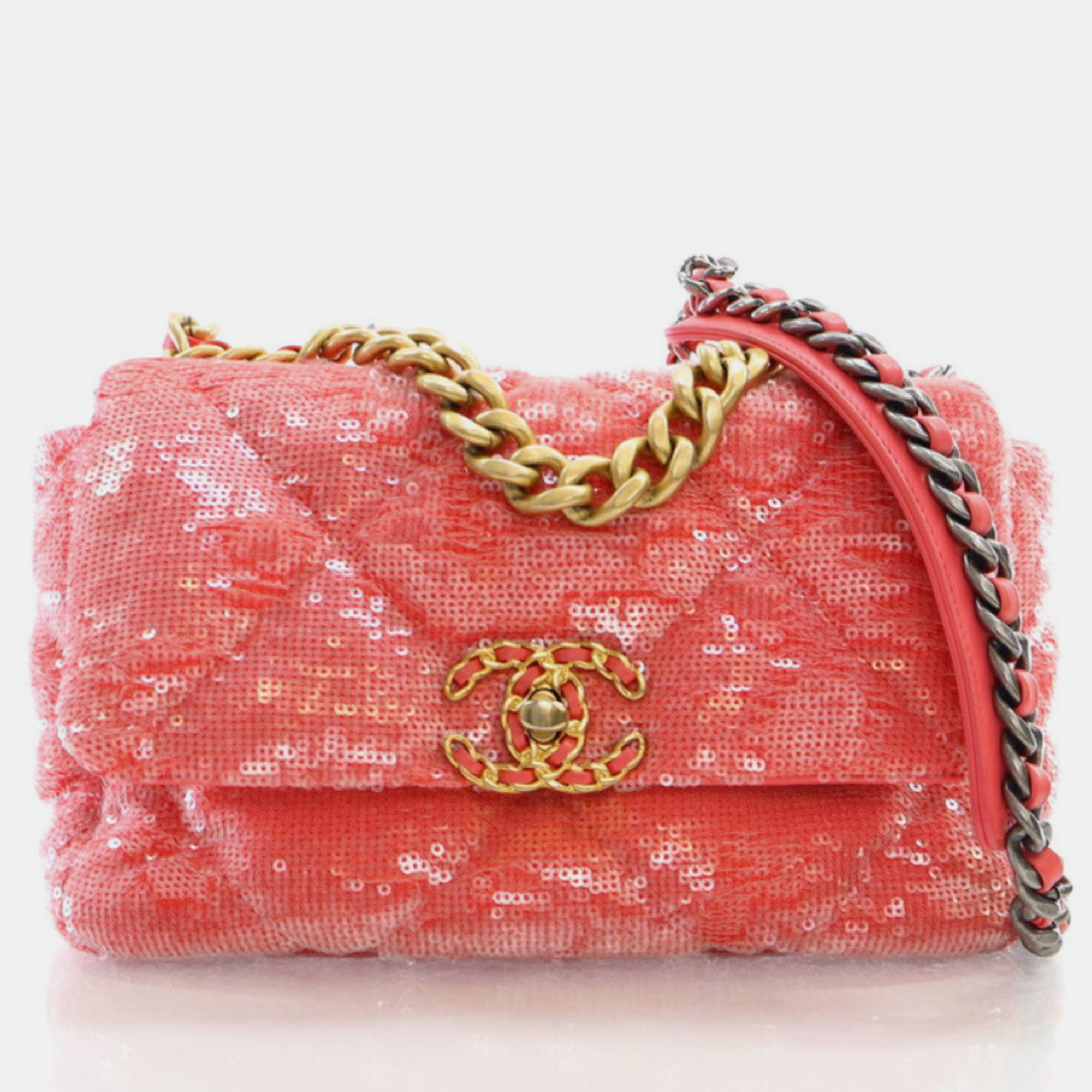 Chanel pink sequins small shoulder bag