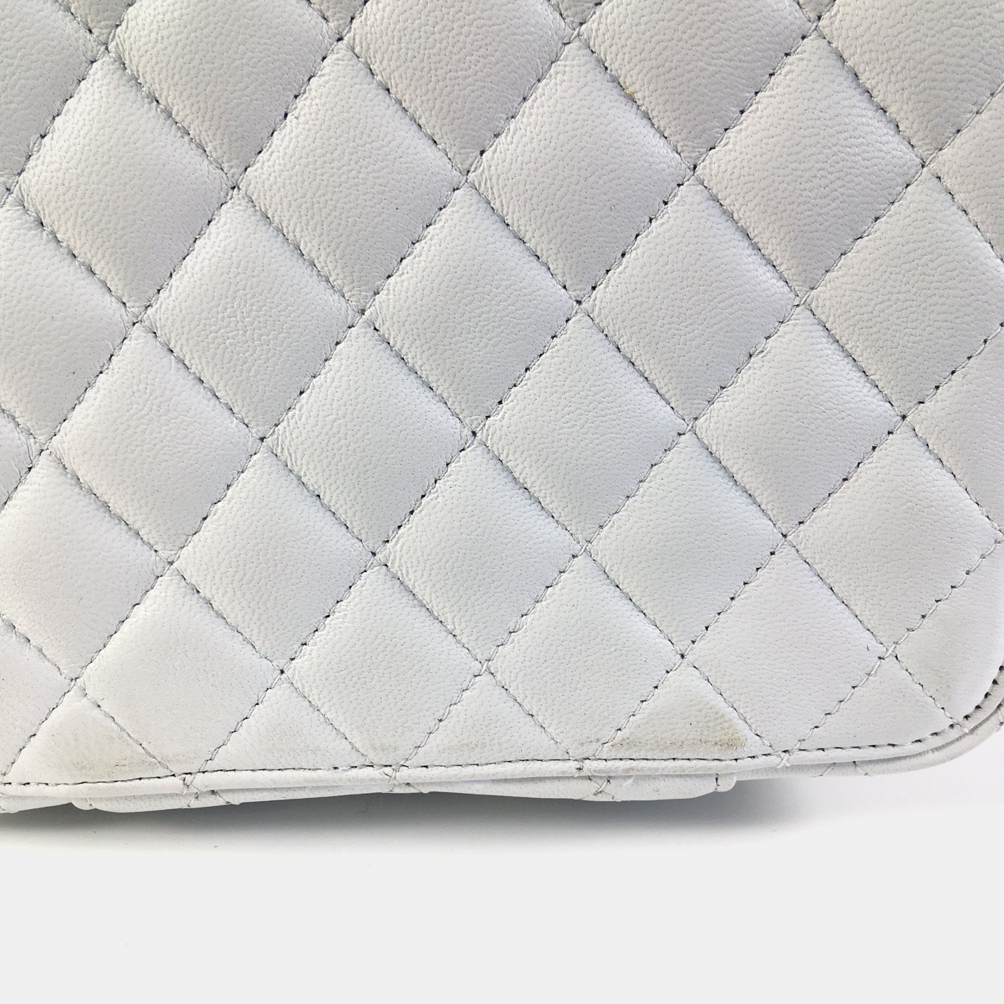 Chanel White Lambskin Quilted Vanity Case