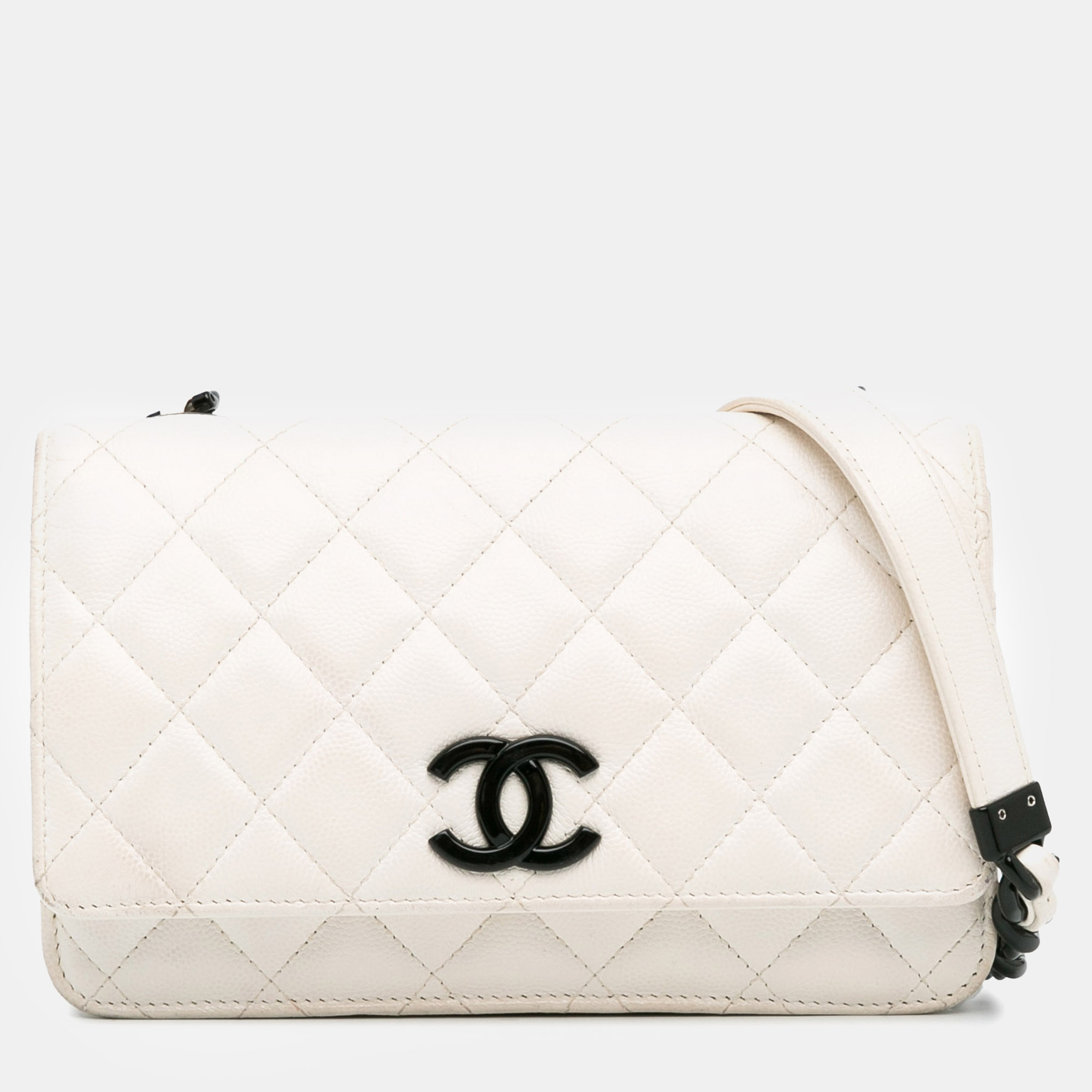 Chanel caviar my everything wallet on chain