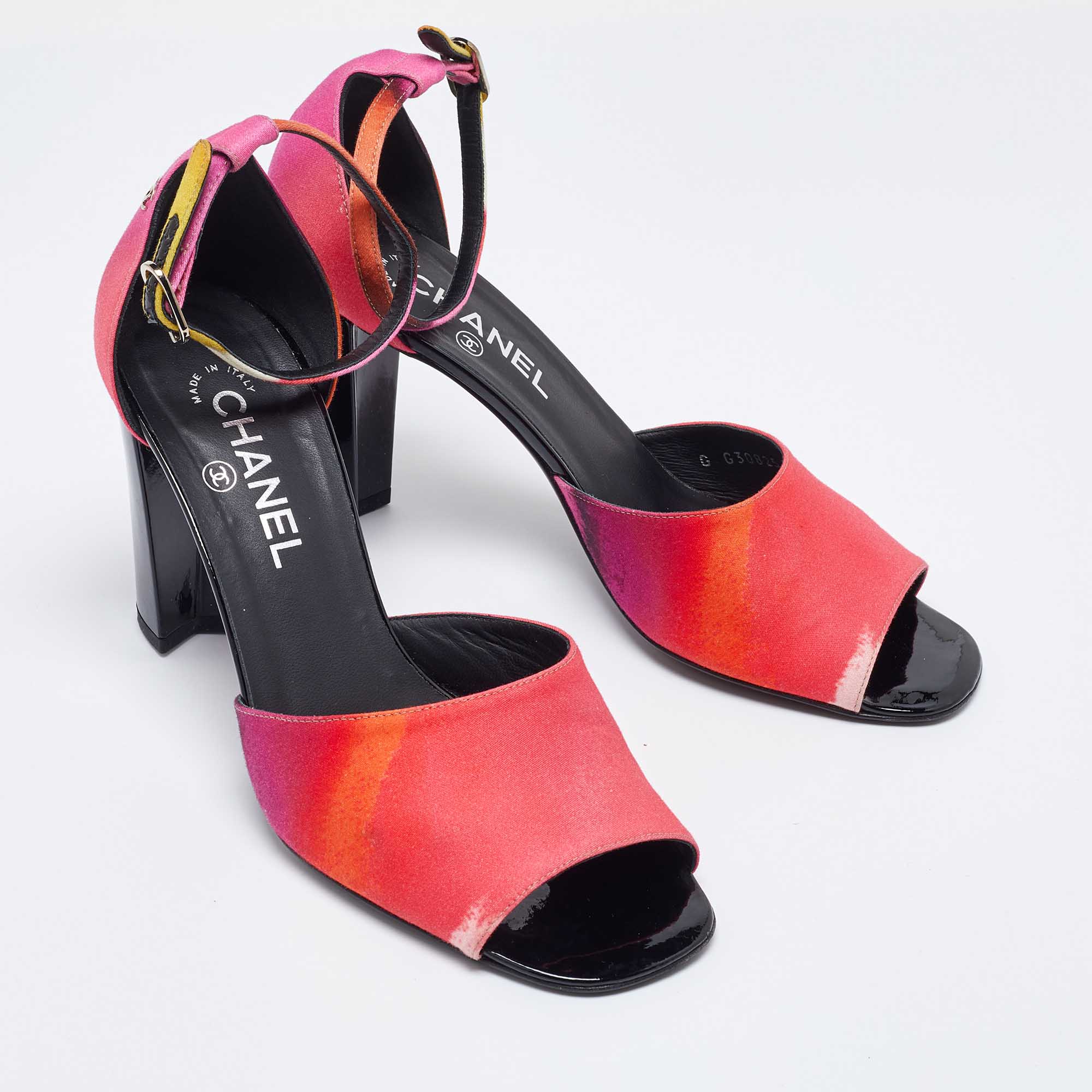 Chanel Multicolor Printed Fabric CC Ankle Strap Sandals Size 40.5