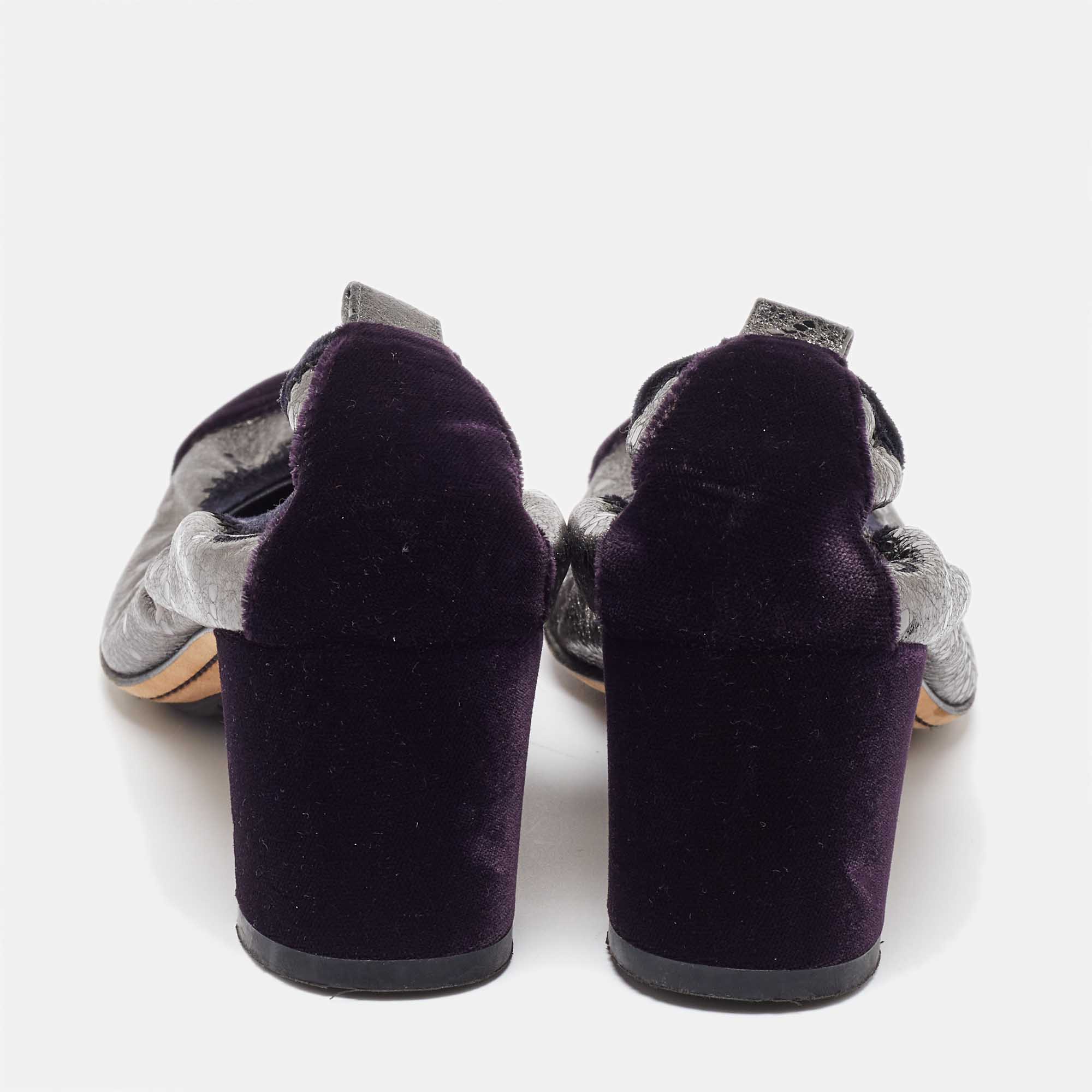 Chanel Silver/Purple Leather And Velvet CC Cap Toe Scrunch Block Heel Pumps Size 38.5