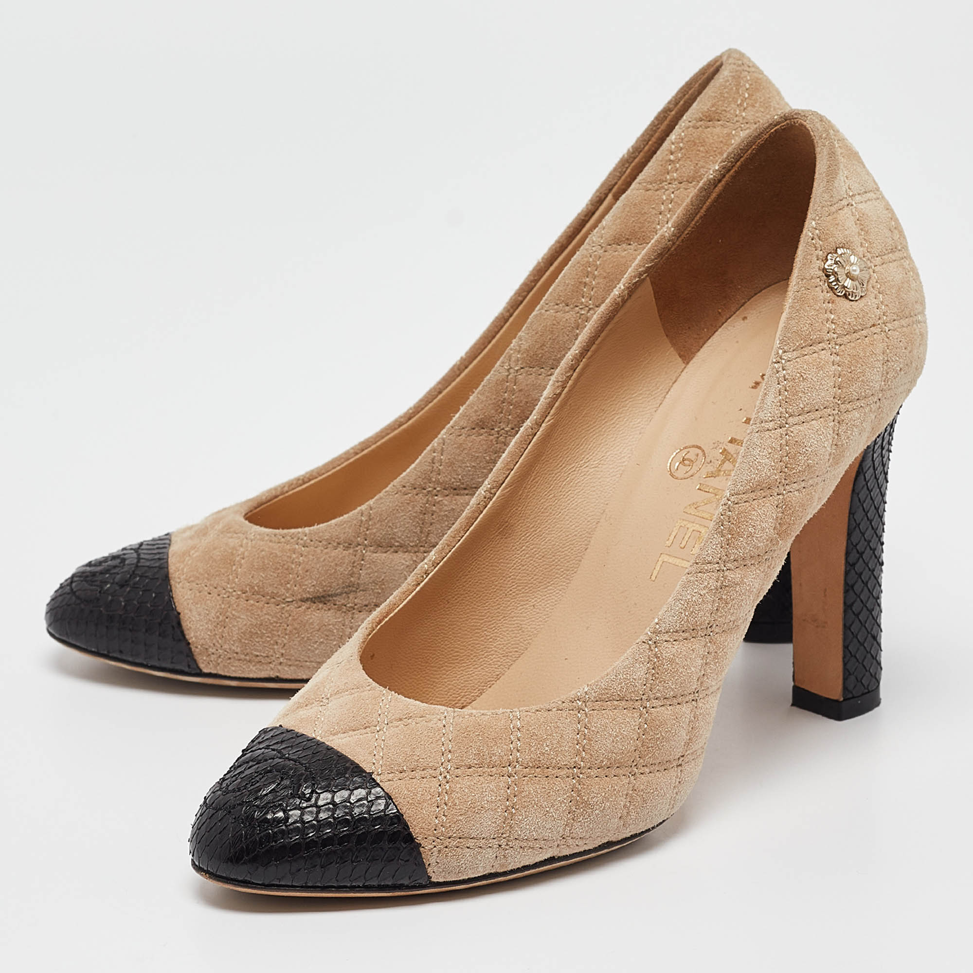 Chanel Beige/Black Suede And Snakeskin Cap Toe Pumps Size 35