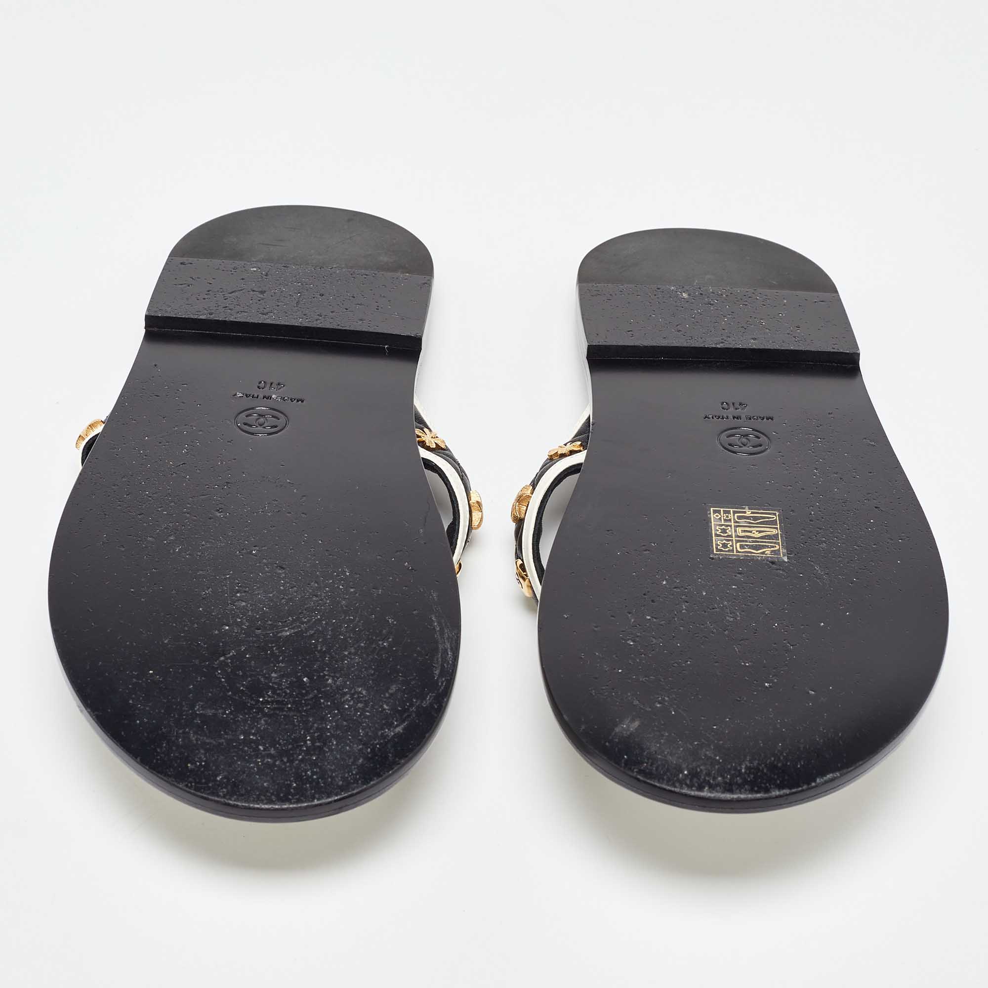 Chanel Black/White Leather Thong Sandals Size 41