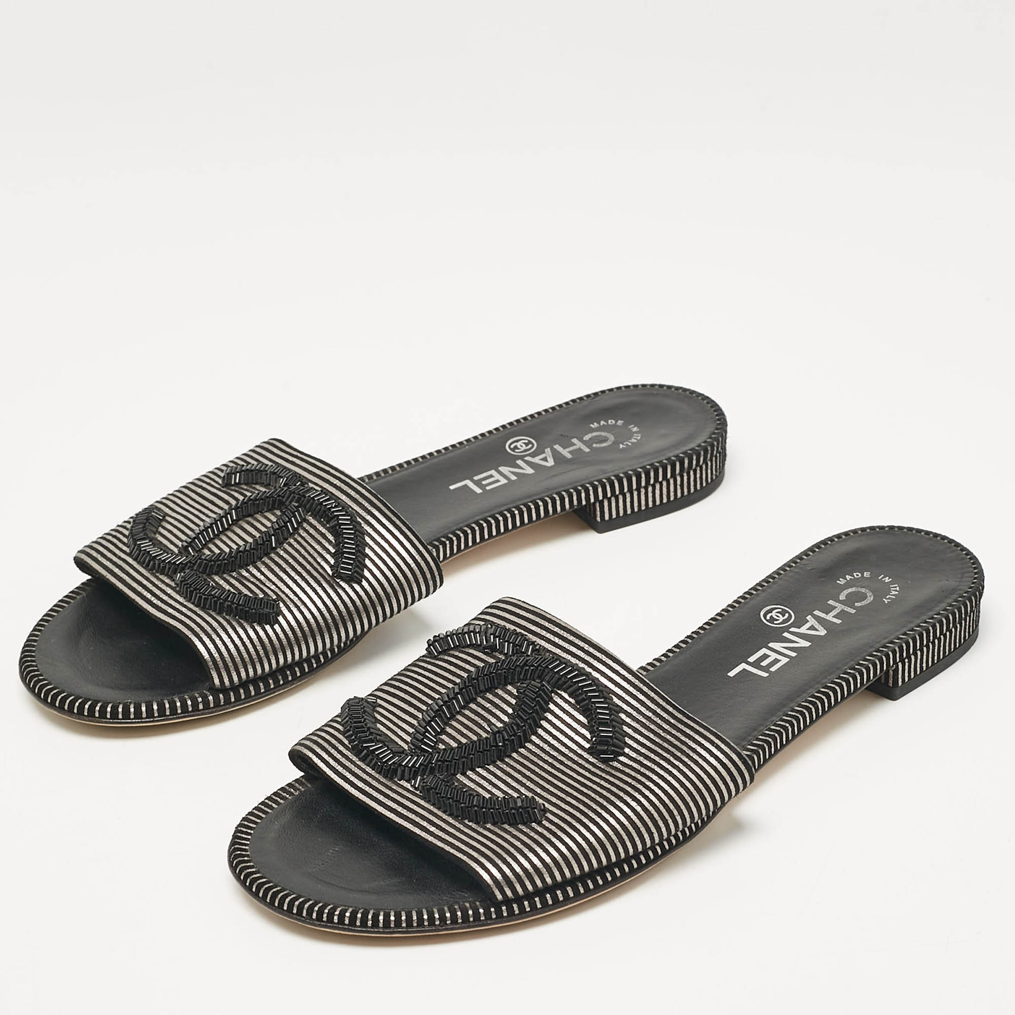 Chanel Black Leather And Suede CC Flat Slides Size 37.5