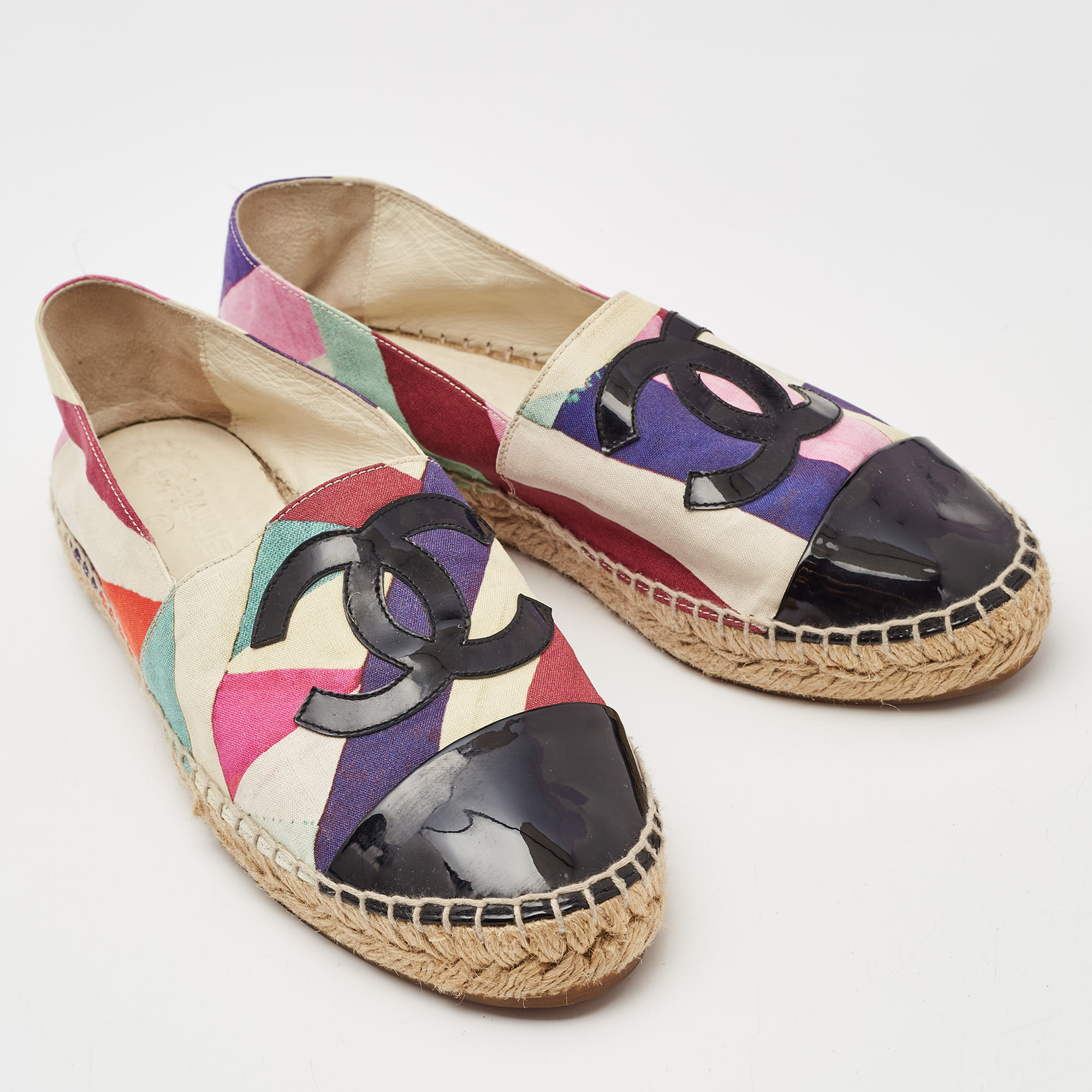 Chanel Multicolor Fabric And Patent Leather Cap Toe Espadrille Flats Size 39