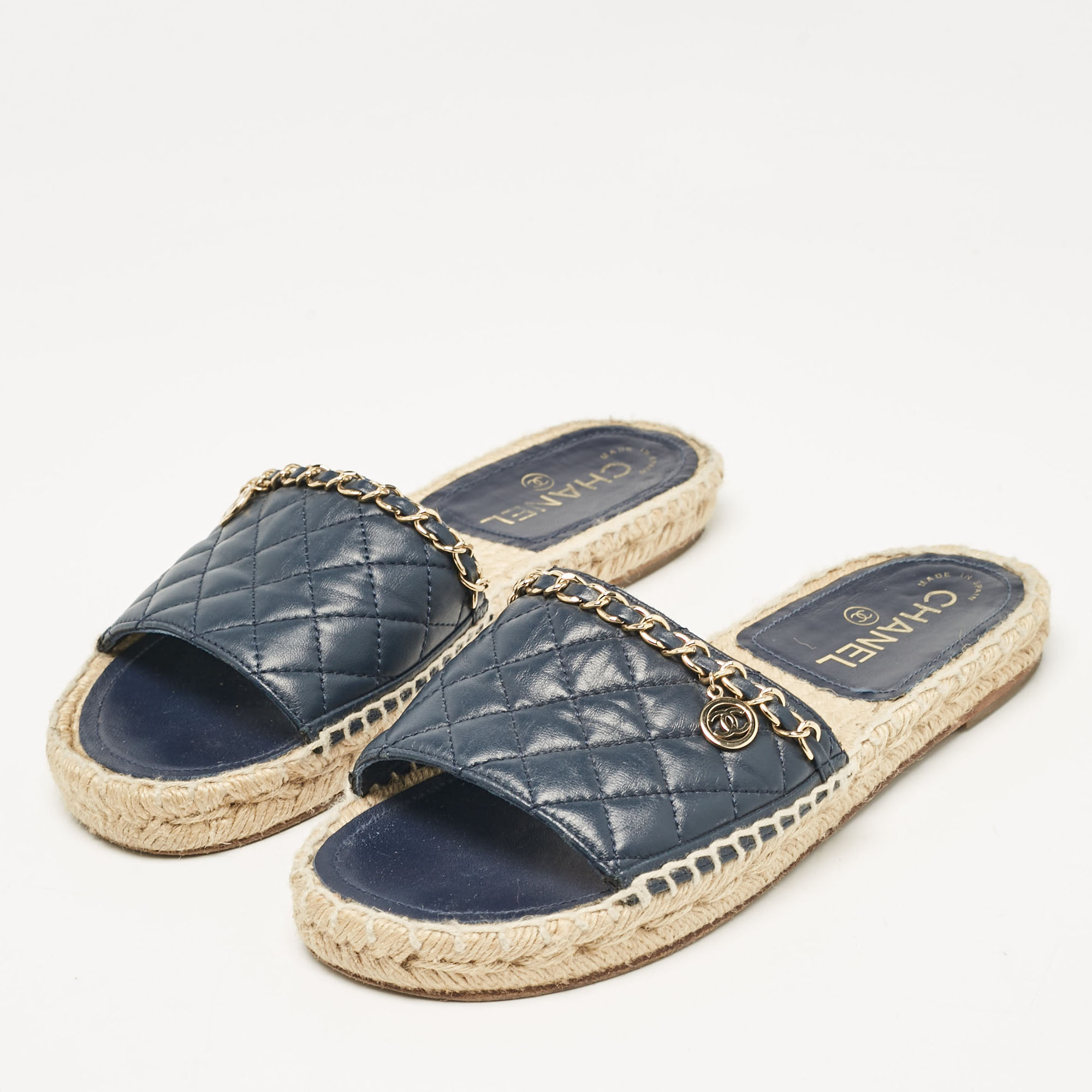 Chanel Navy Blue Quilted Leather CC Chain Link Espadrille Slides Size 37