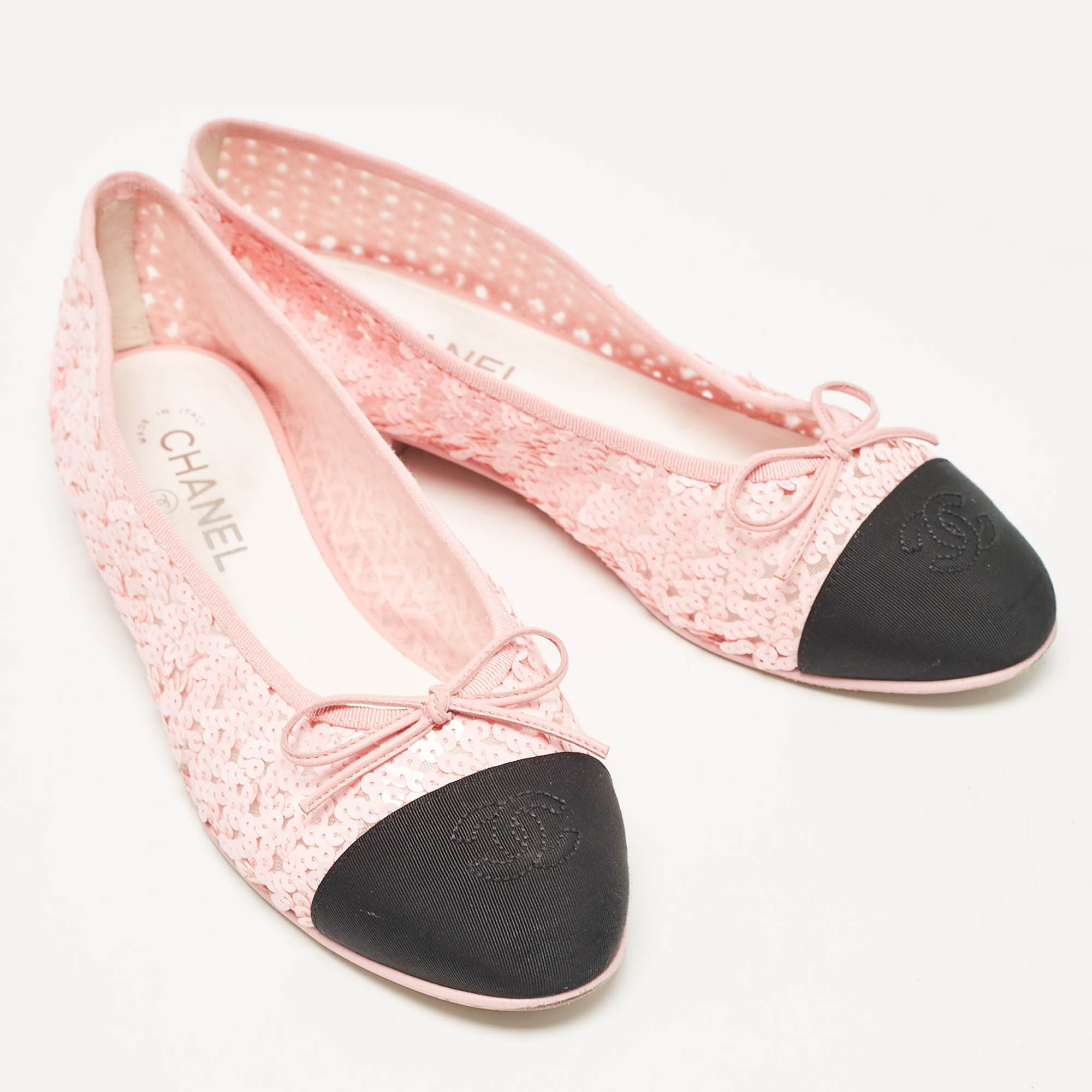 Chanel Pink/Black Sequins And CC Fabric Cap Toe Bow Ballet Flats Size 40