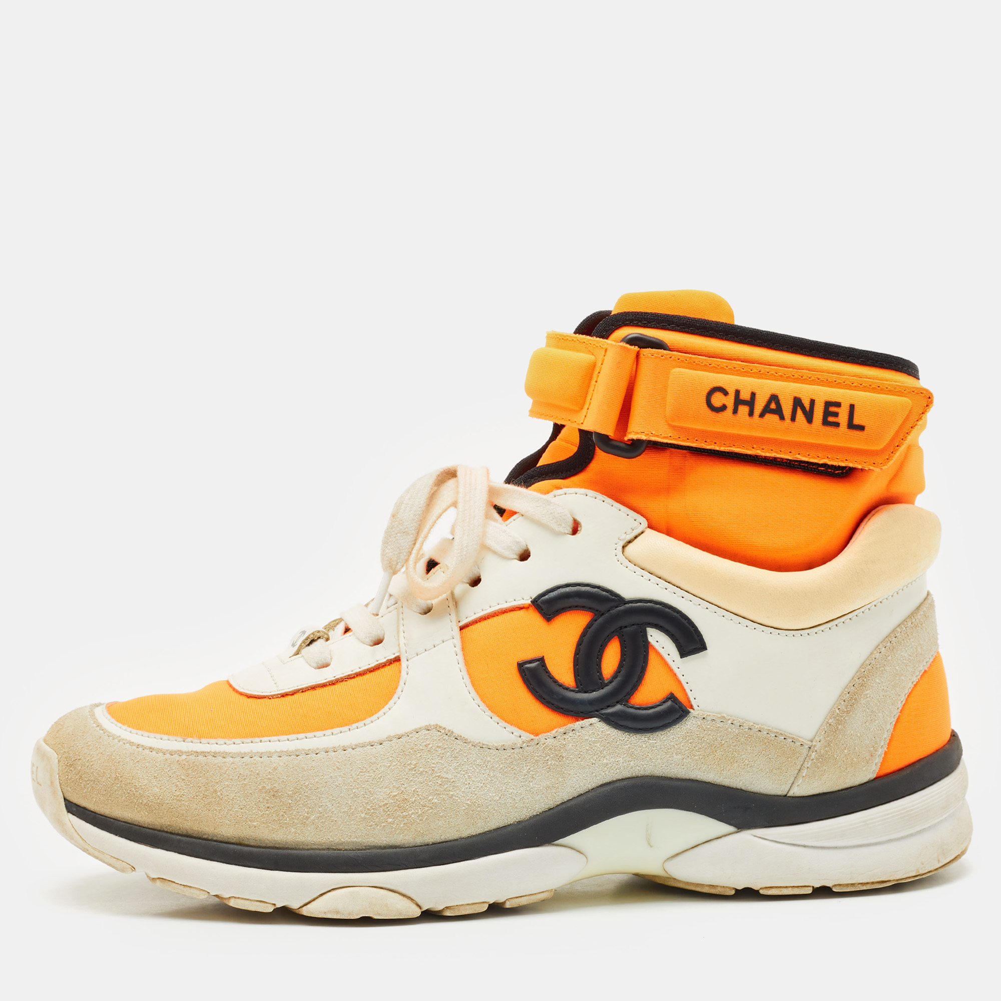 Chanel Neon Orange/White Leather,Suede and Neoprene CC High Top Sneakers Size
Chanel Neon Orange/White Leather,Suede and Neoprene CC High Top Sneakers Size