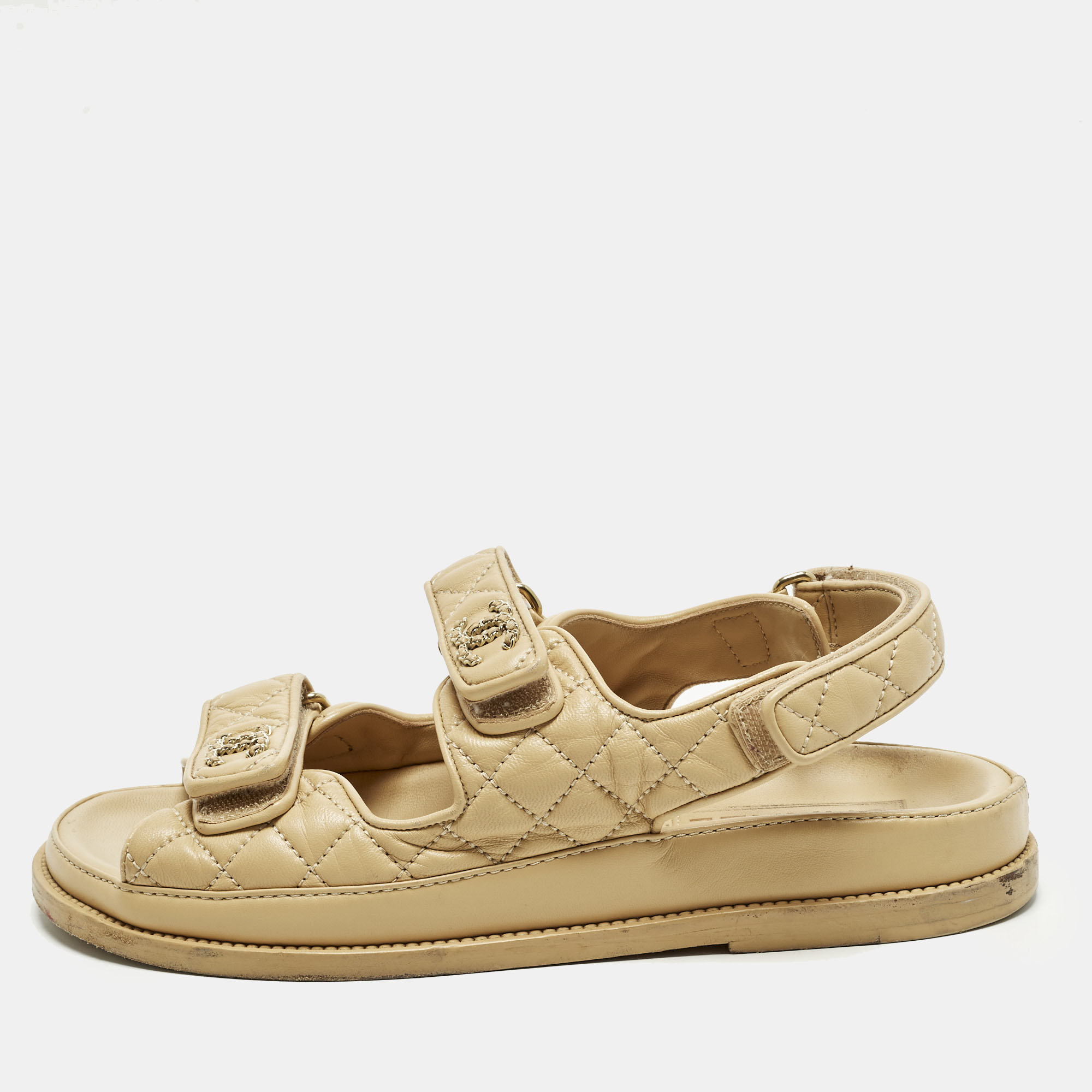 Chanel Dad Size Beige Quilted Leather CC Velcro Flat Sandals
Chanel Dad Size Beige Quilted Leather CC Velcro Flat Sandals