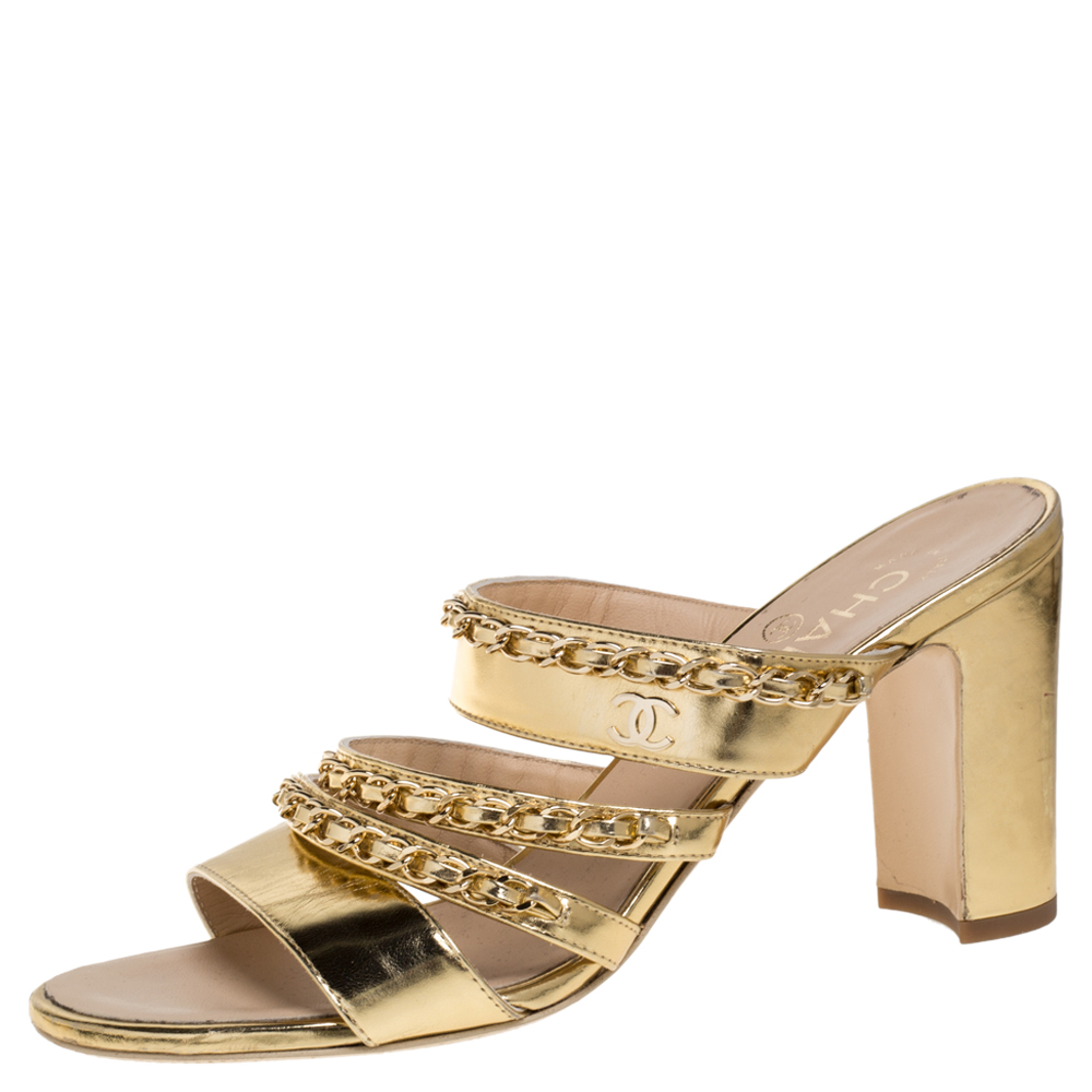 Image of Chanel Gold Leather Chain Link Sandals Size