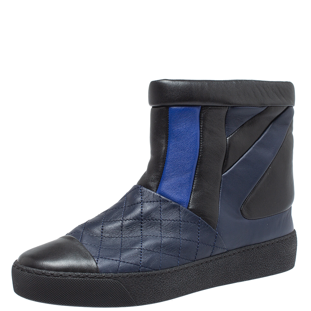 Image of Chanel Black/Blue Leather Snow Ankle Boots Size