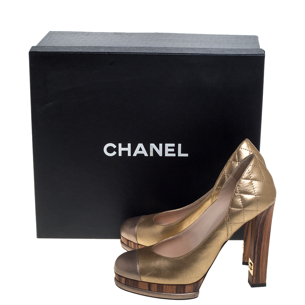 Chanel Metallic Gold/Bronze Quilted Leather CC Platform  Pumps Size 39