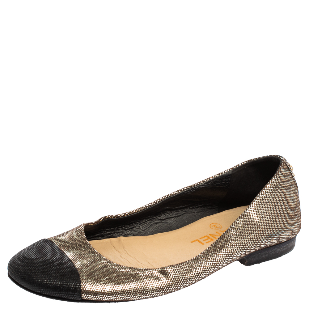 Chanel Black/Metallic Gold Glitter Suede CC Cap Toe Ballet Flats Size 37