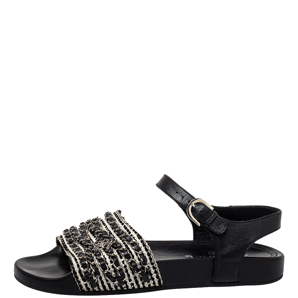 Chanel Black/White Leather And Woven Fabric Chain Embellished Ankle Strap Flat Sandals Size
Chanel Black/White Leather And Woven Fabric Chain Embellished Ankle Strap Flat Sandals Size