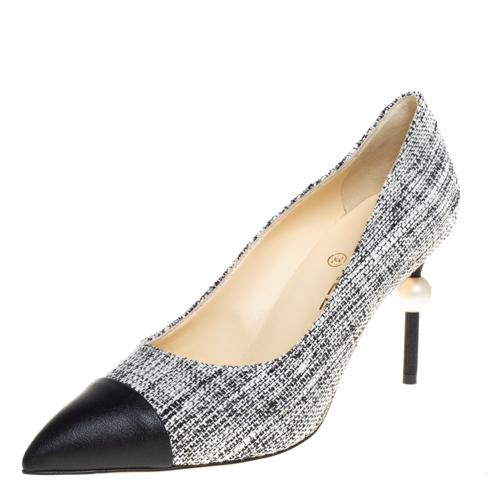 Chanel Black/White Tweed, Leather CC Pointed Toe Pumps Size 39