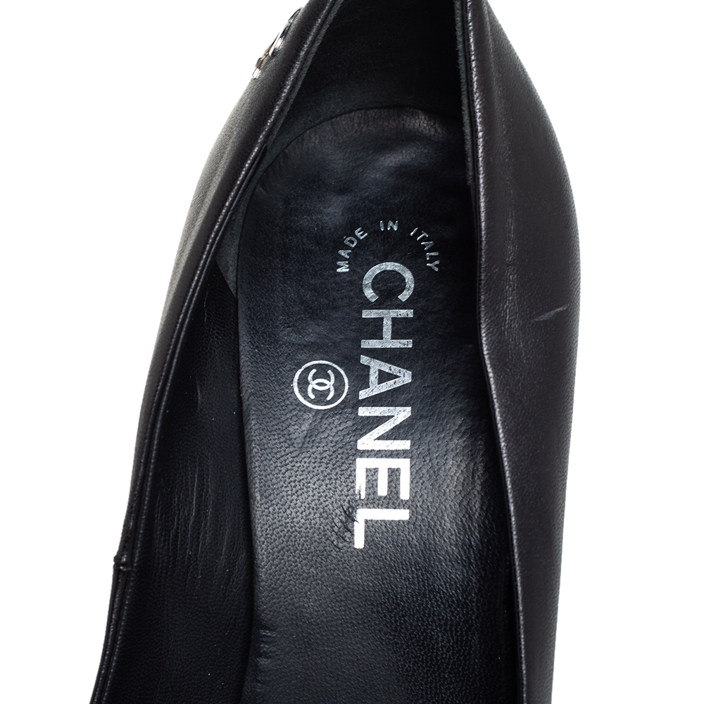 Chanel Black Leather Cap Toe Platform Pumps Size 39