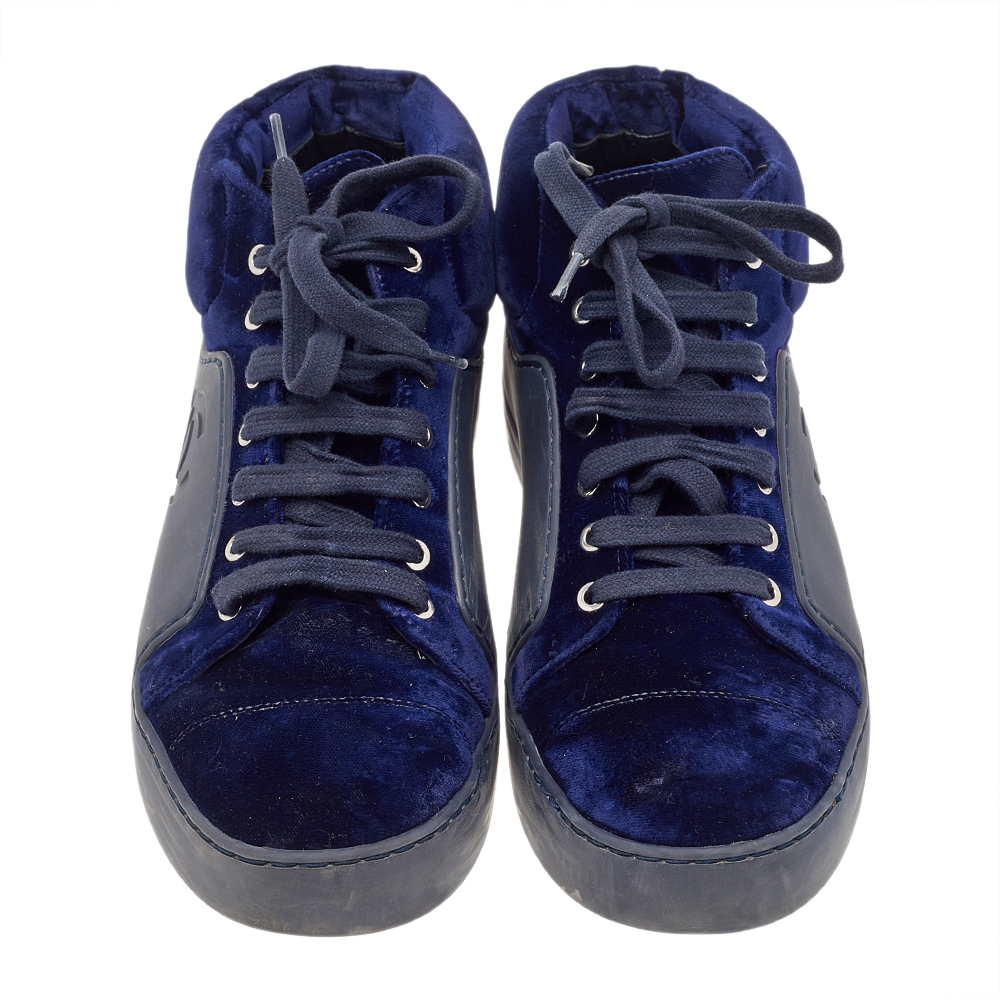 Chanel Navy Blue Velvet And Rubber CC High Top Sneakers Size 37.5
