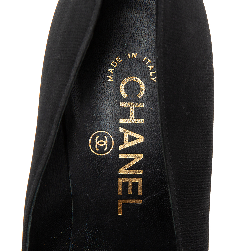 Chanel Black Canvas CC Cap Toe Pumps Size 37