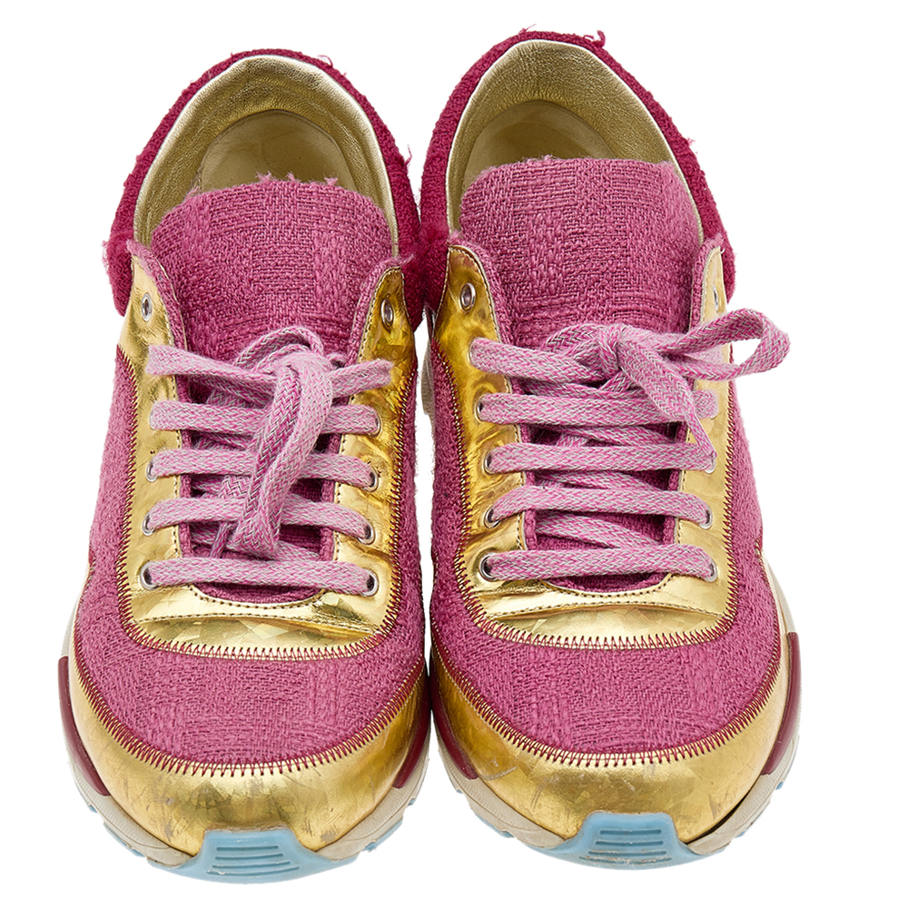 Chanel Pink/Gold Tweed Fabric And Patent Leather CC Lace Up Sneakers Size 38