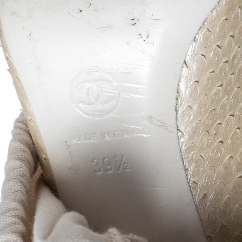 Chanel Cream Python Leather CC Chain Detail Peep Toe Pumps Size 39.5