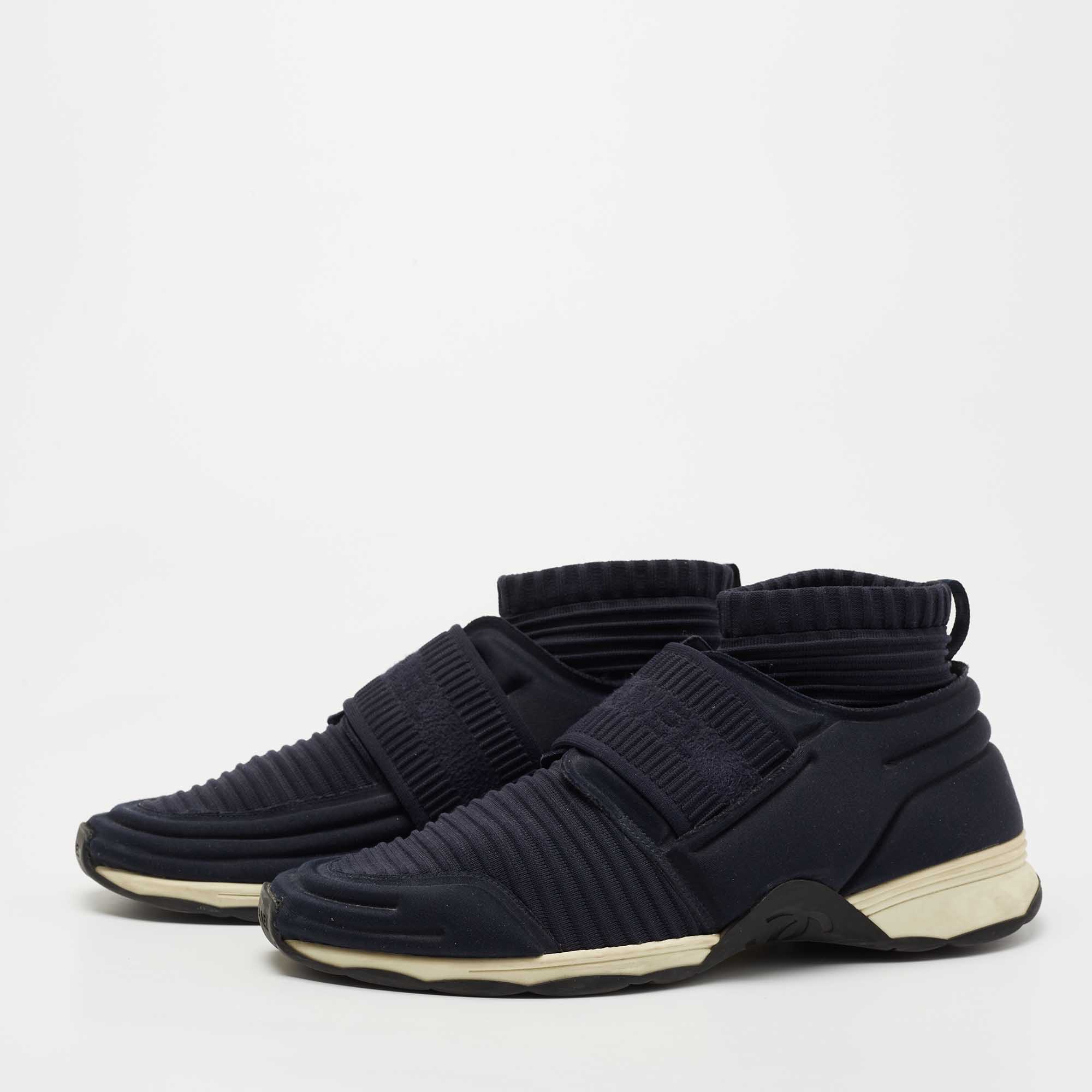 Chanel Black Stretch Fabric High Top Socks Sneakers Size, Navy blue
Chanel Black Stretch Fabric High Top Socks Sneakers Size, Navy blue