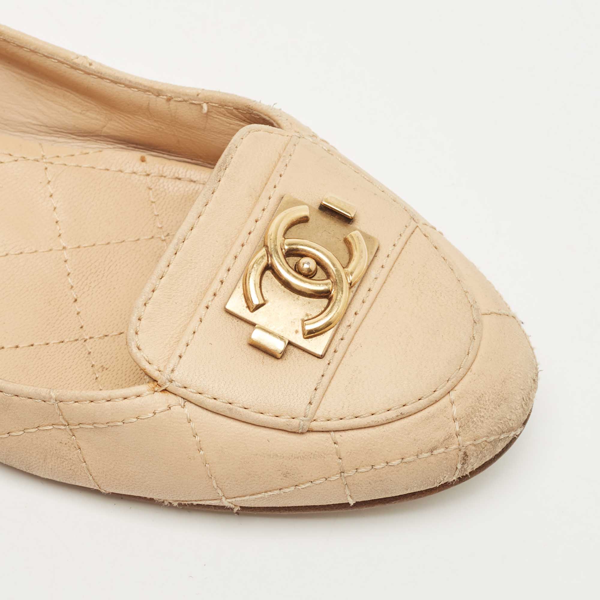 Chanel Beige Leather CC Logo Ballet Flats Size 36