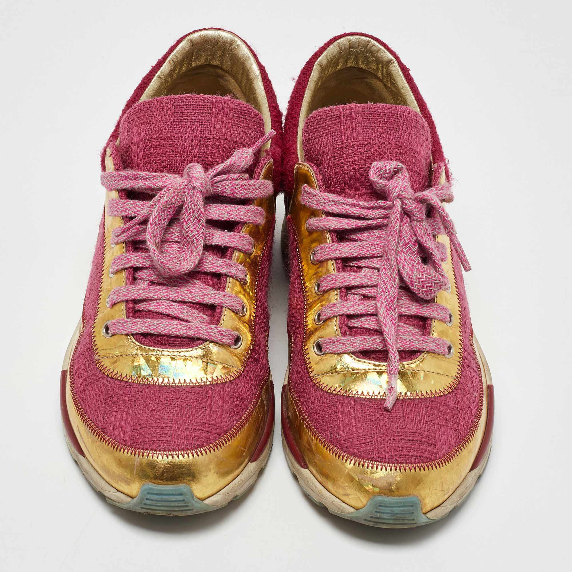 Chanel Pink/Gold Tweed And Leather CC Low Top Sneakers Size 35.5