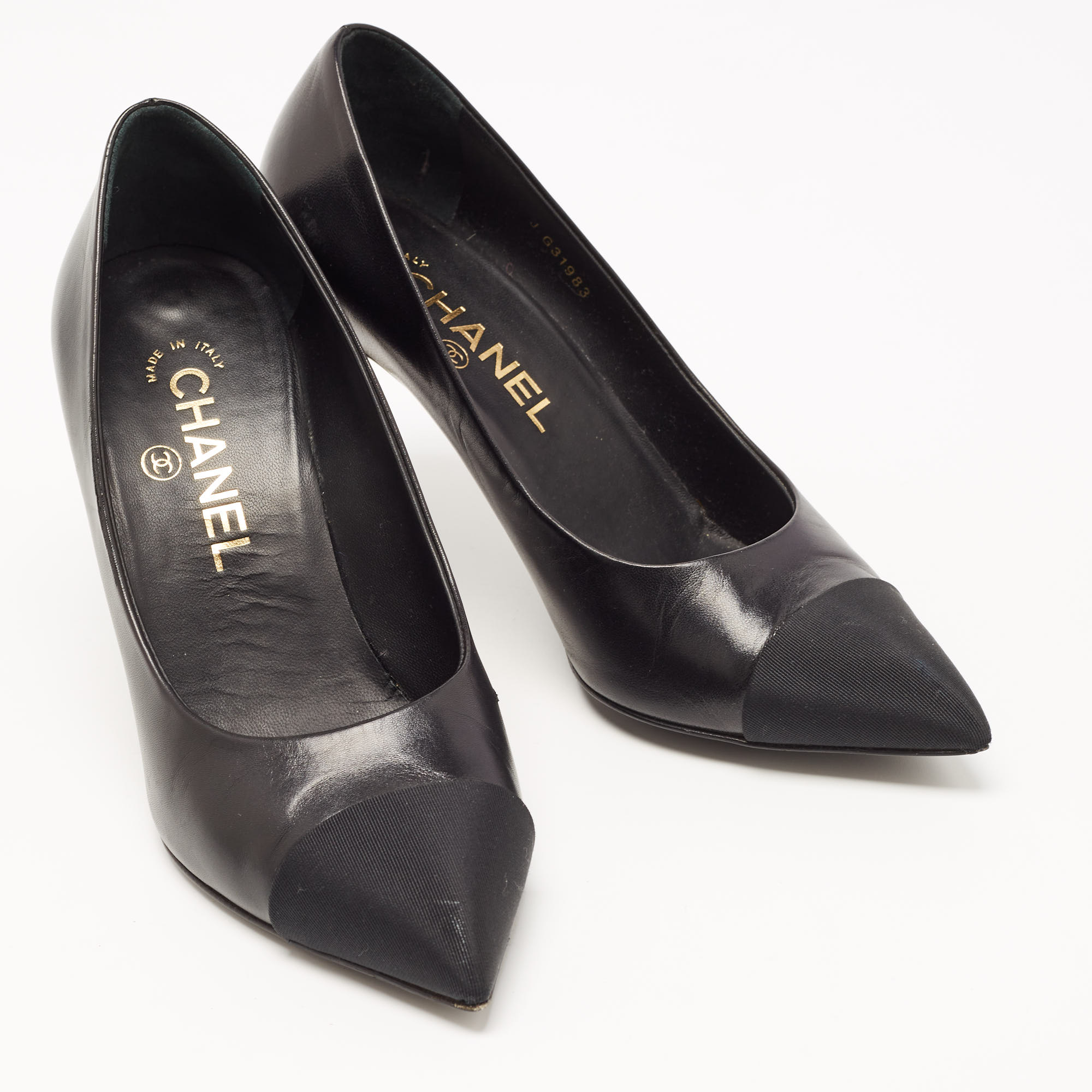 Chanel Black Leather And Fabric CC Faux Pearl Pumps Size 36.5