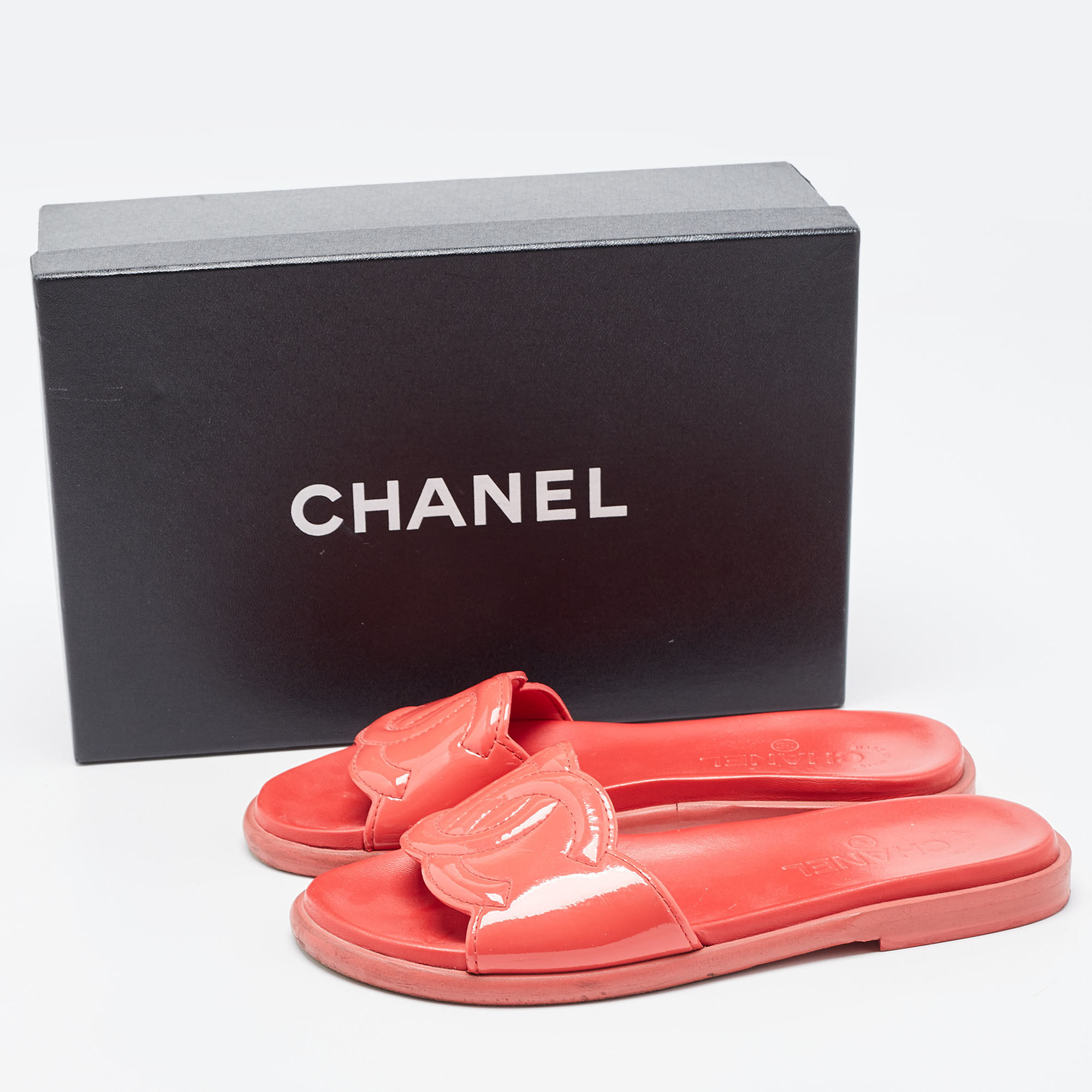 Chanel Red Patent Leather CC Slides Size 37