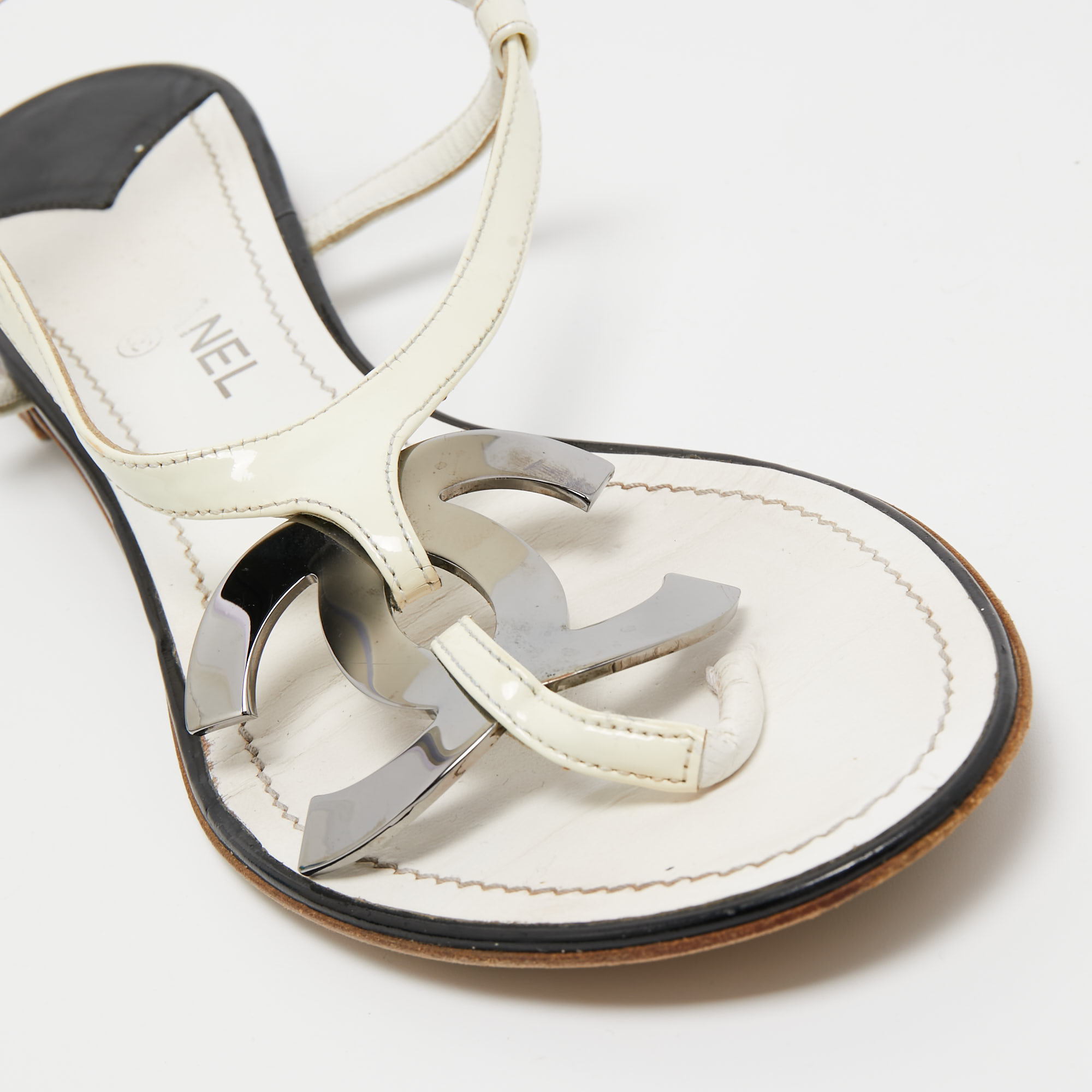 Chanel White Patent CC Slingback Flat Sandals Size 37.5